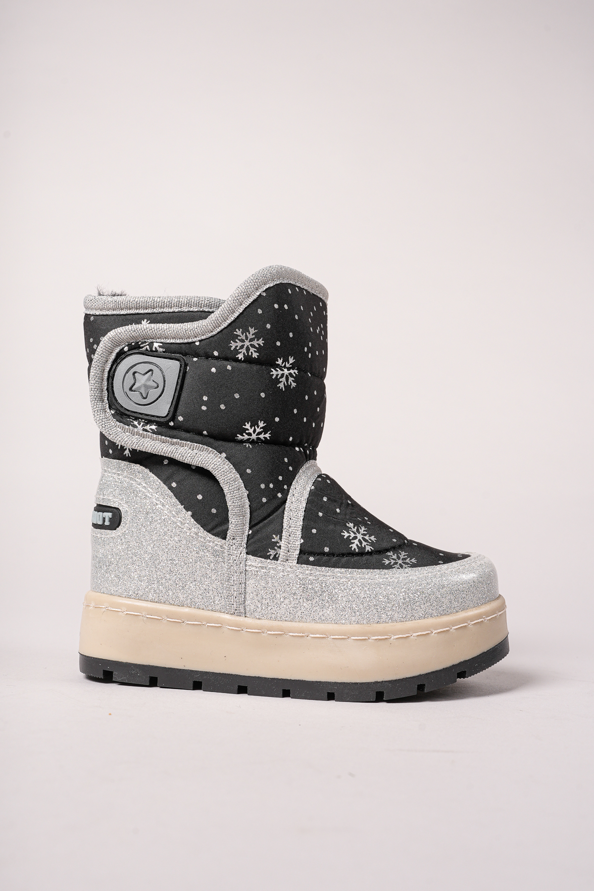 بوت و نیم بوت بچگانه ریکان riccon