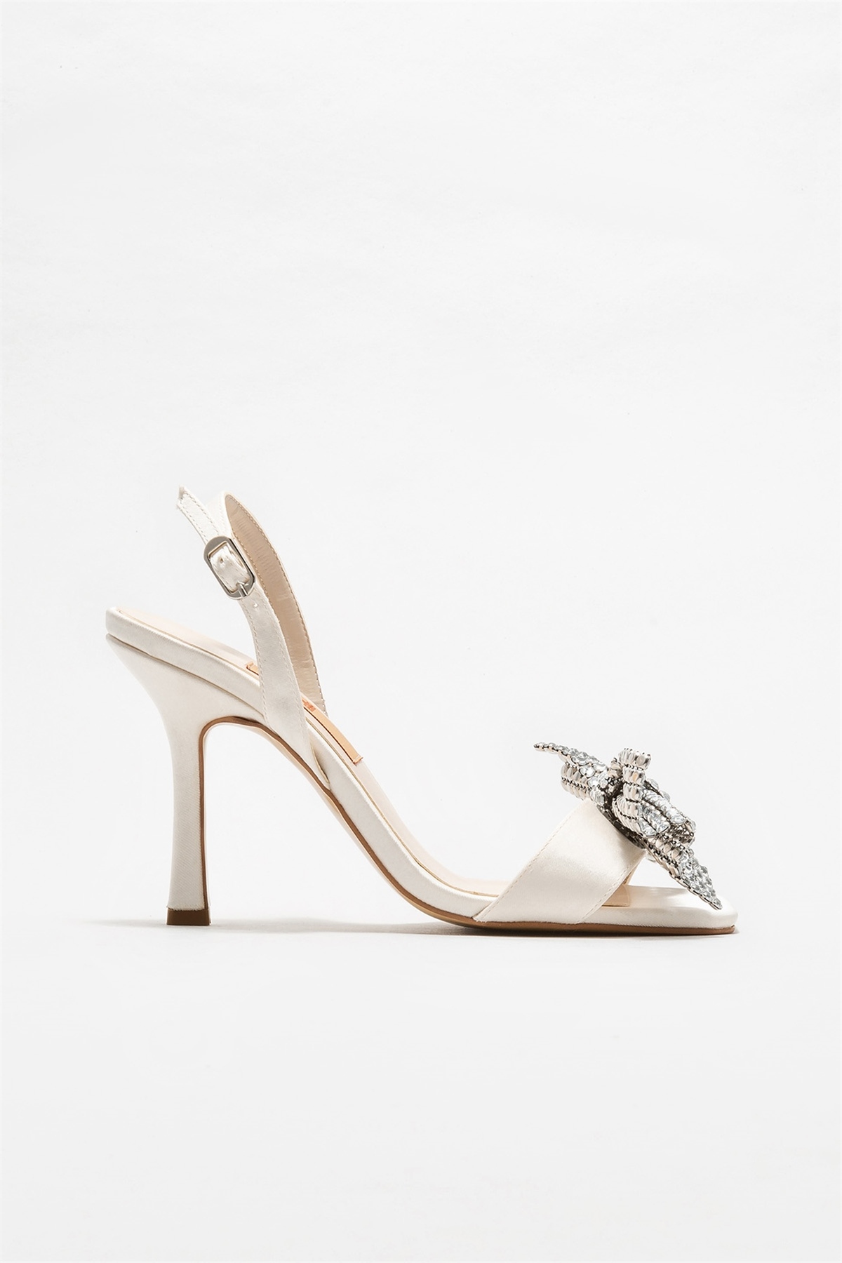 صندل زنانه اله elle