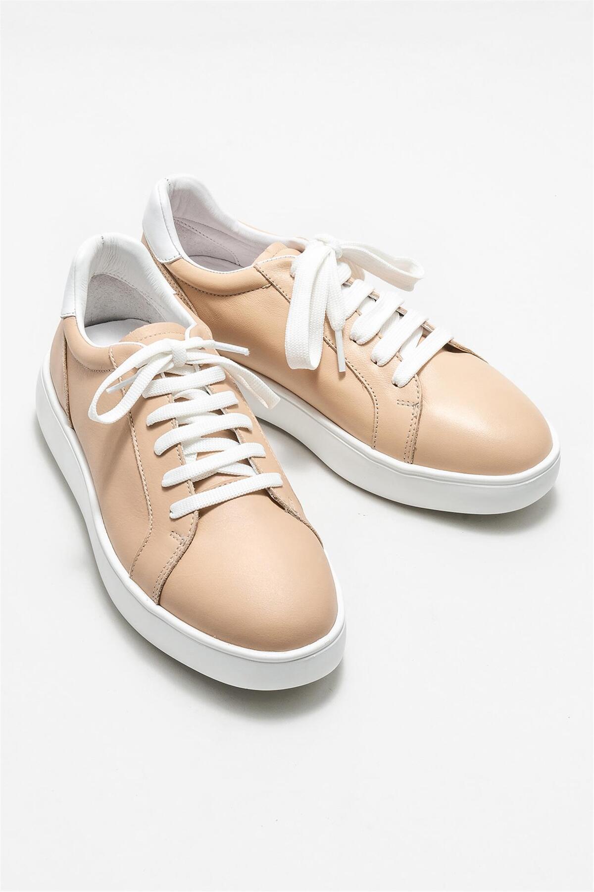 کتانی زنانه اله elle