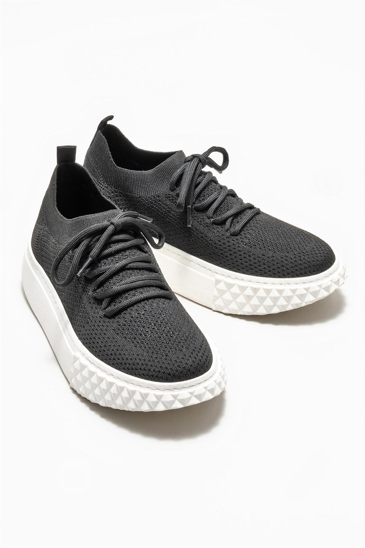 کتانی زنانه اله elle