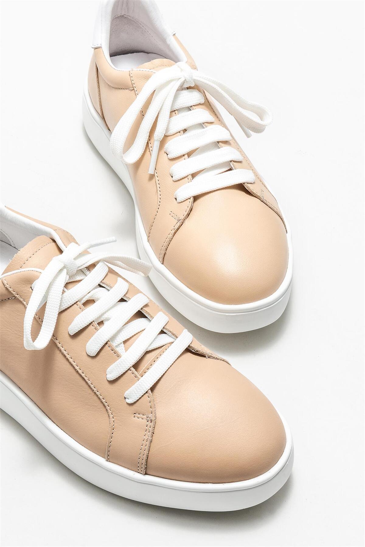 کتانی زنانه اله elle