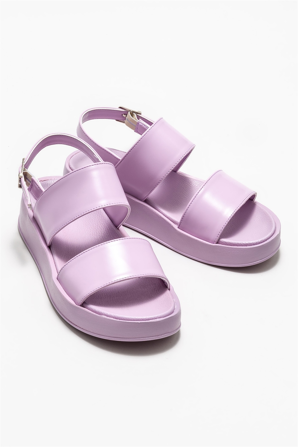 صندل اسپرت زنانه اله elle