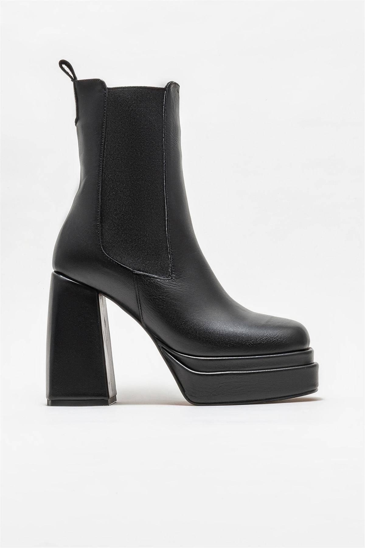 بوت و نیم بوت زنانه اله elle