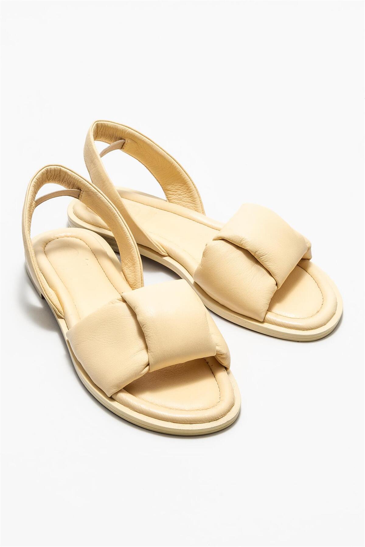 صندل زنانه اله elle