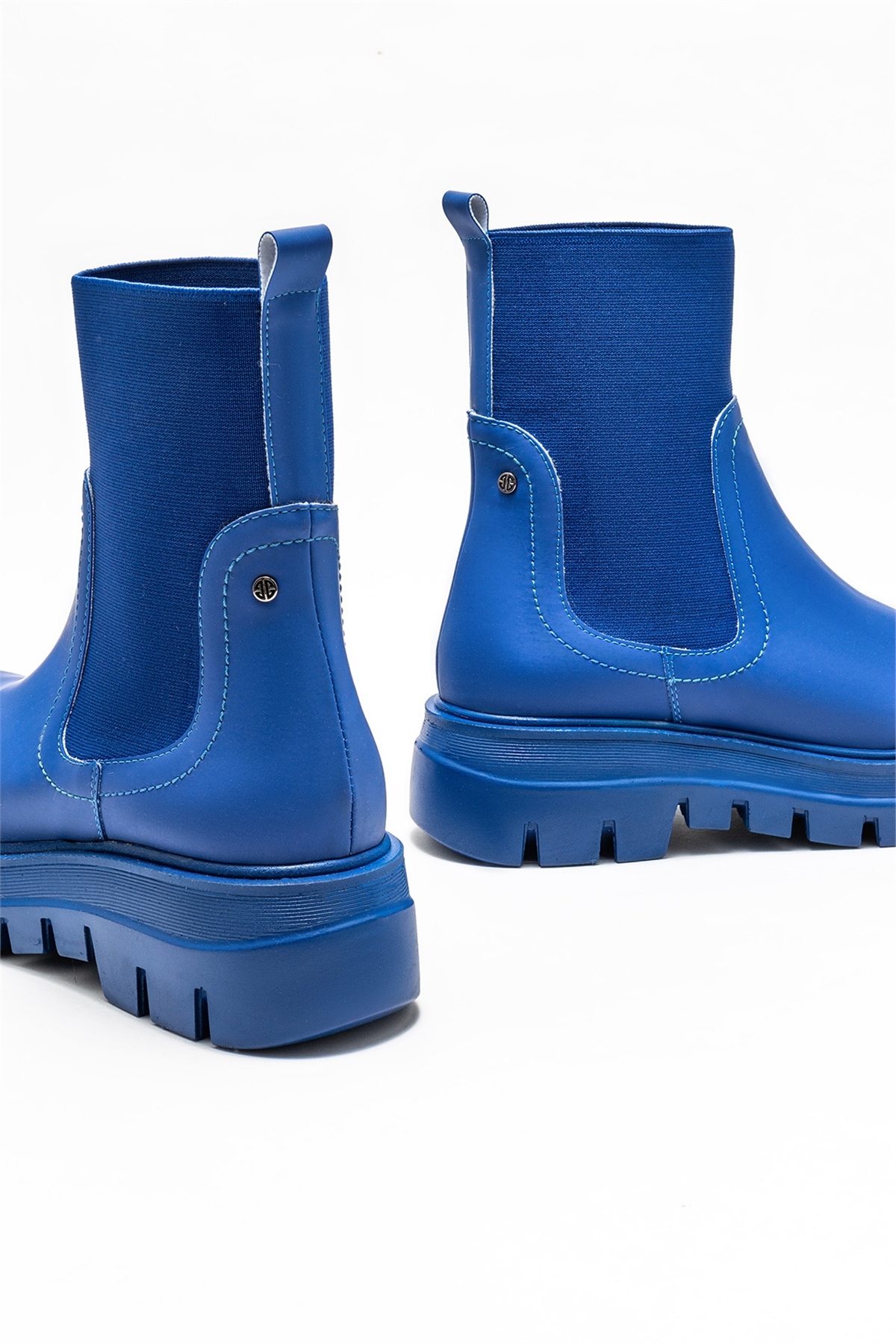 بوت و نیم بوت زنانه اله elle