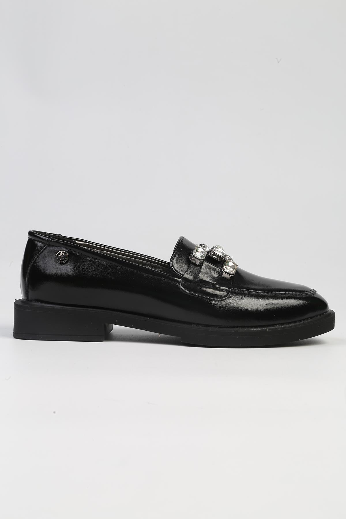 کفش روزمره زنانه pierre-cardin