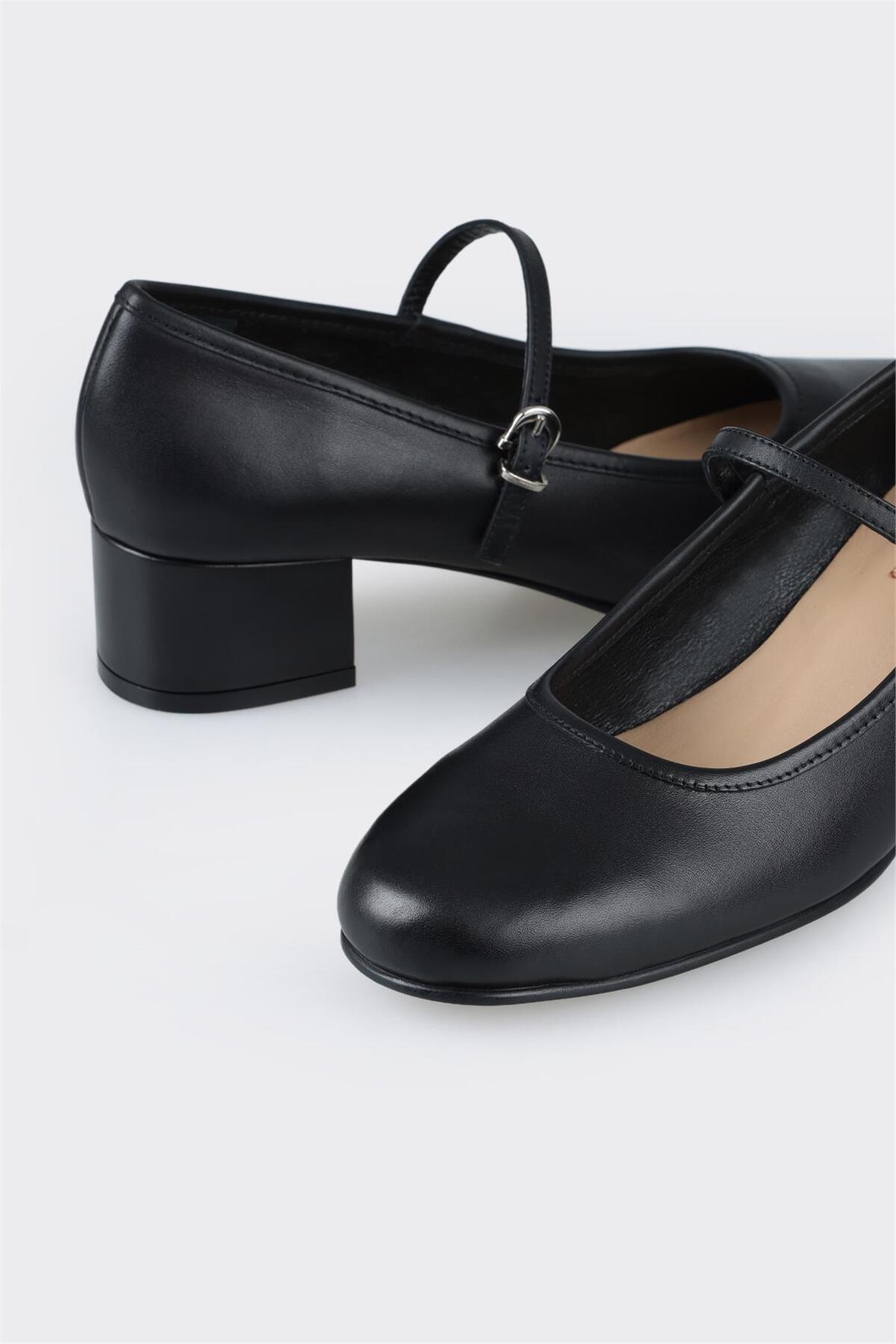 کفش پاشنه بلند کلاسیک زنانه اله elle