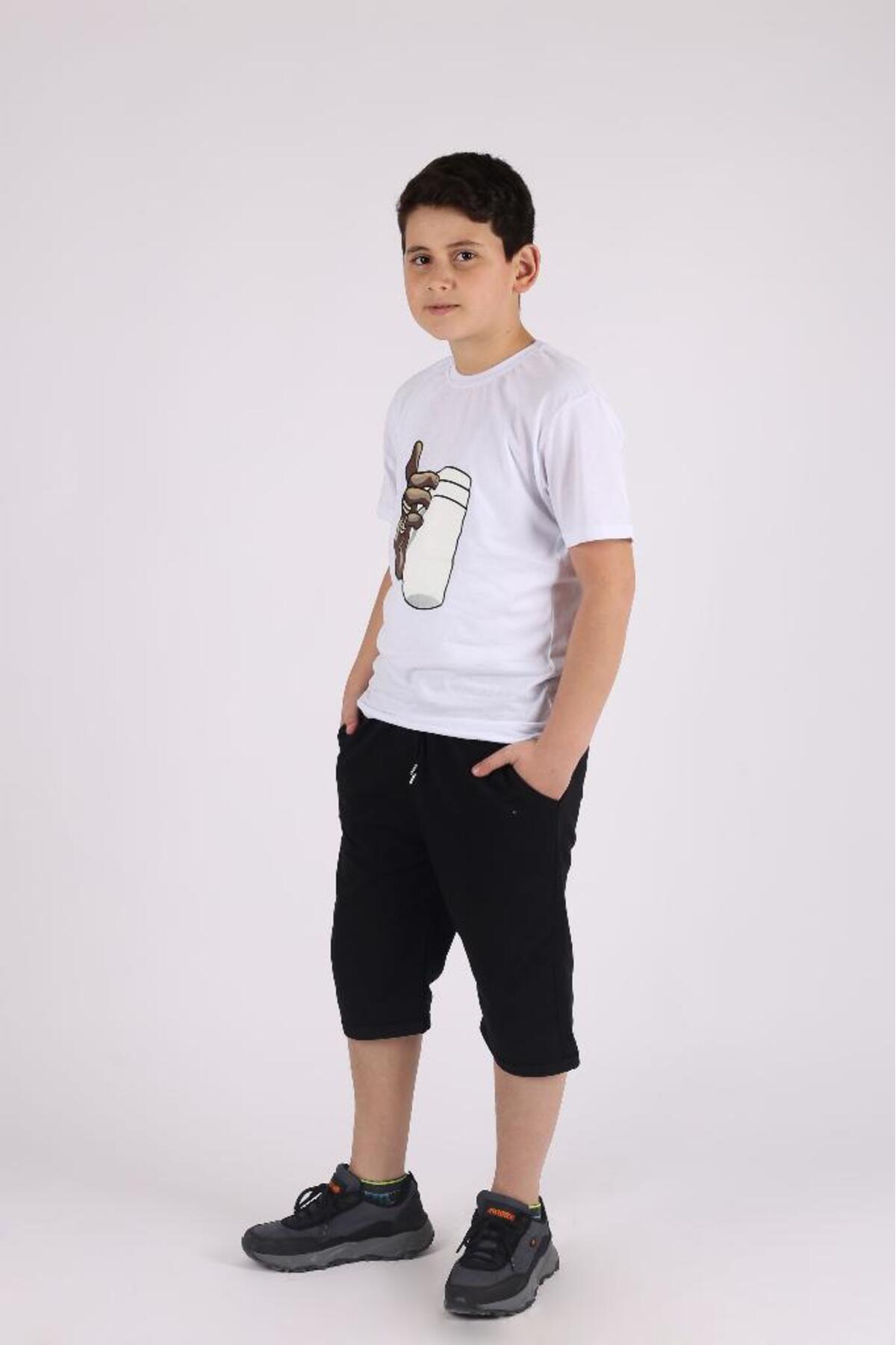 شلوارک بچگانه