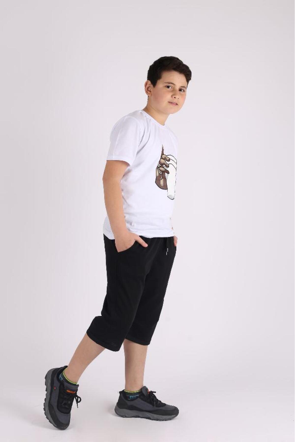 شلوارک بچگانه