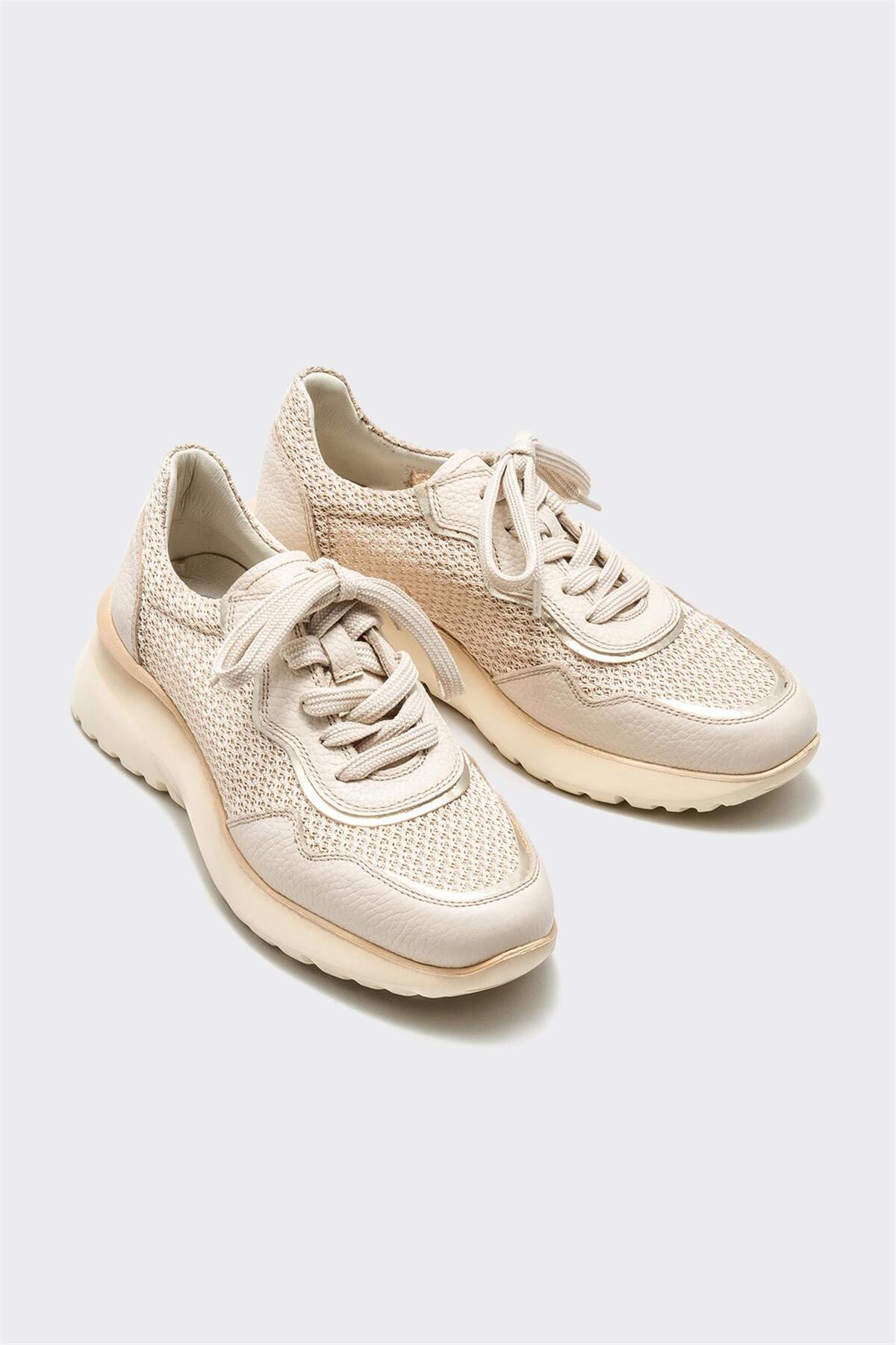 کتانی زنانه اله elle