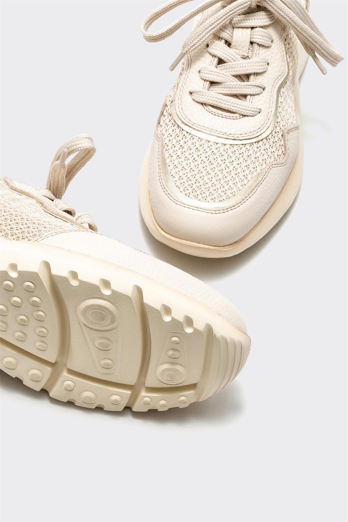 کتانی زنانه اله elle