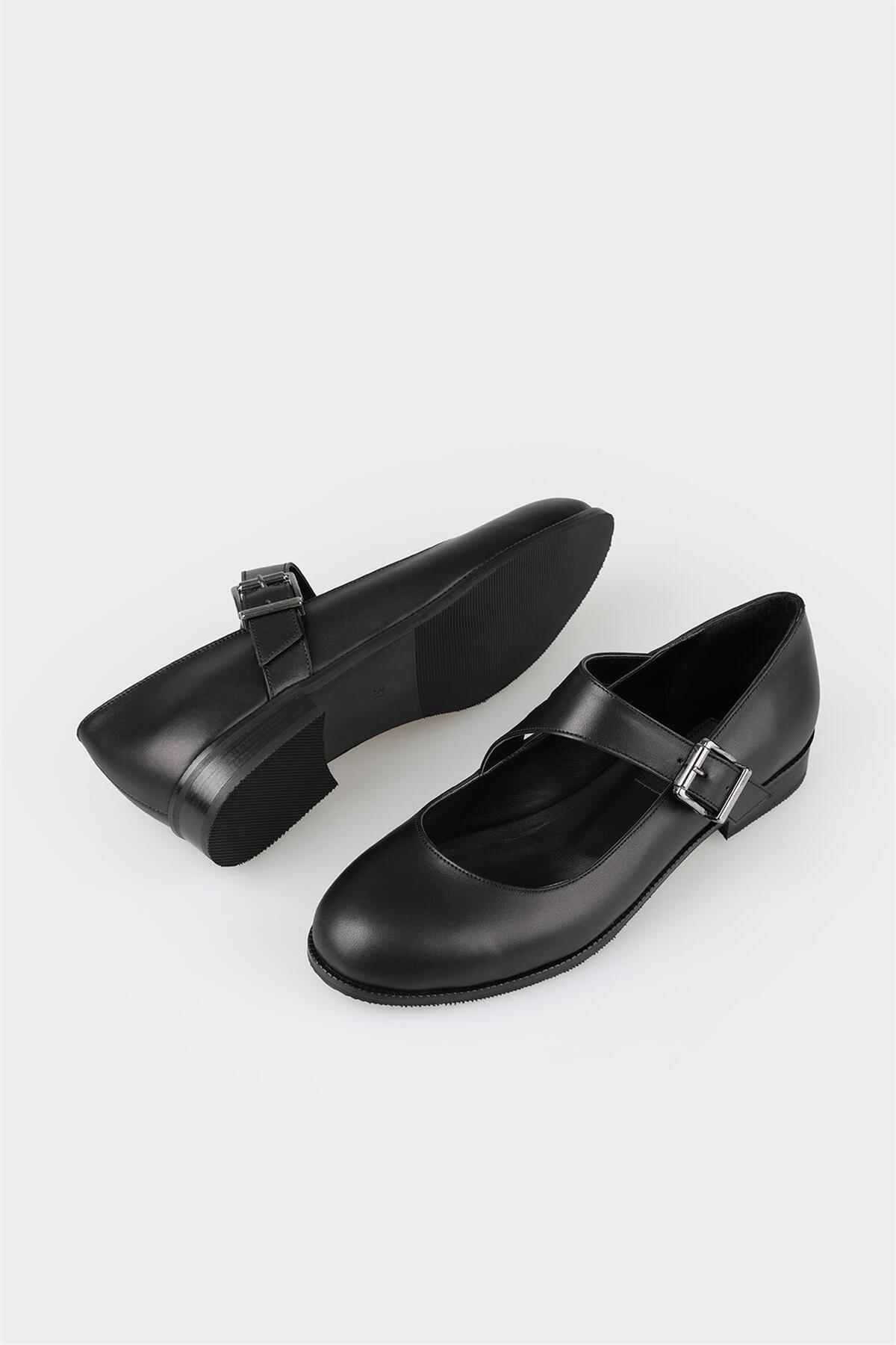 کفش روزمره زنانه اله elle