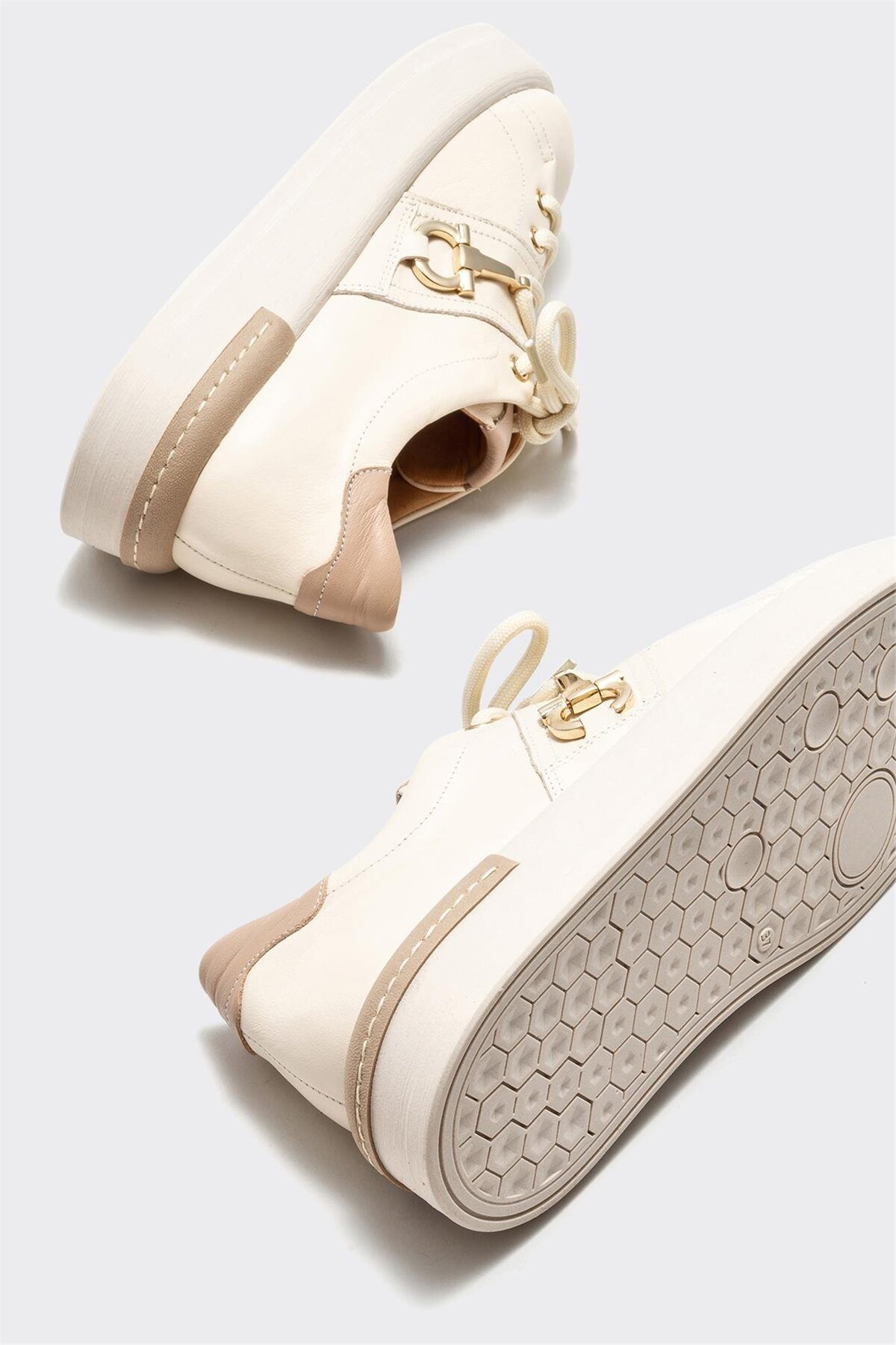 کتانی زنانه اله elle