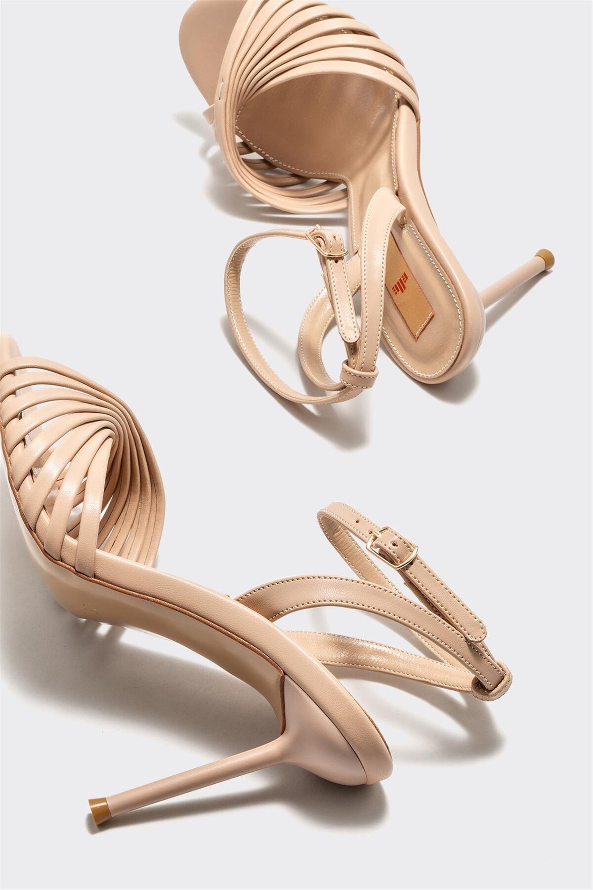 کفش پاشنه بلند کلاسیک زنانه اله elle