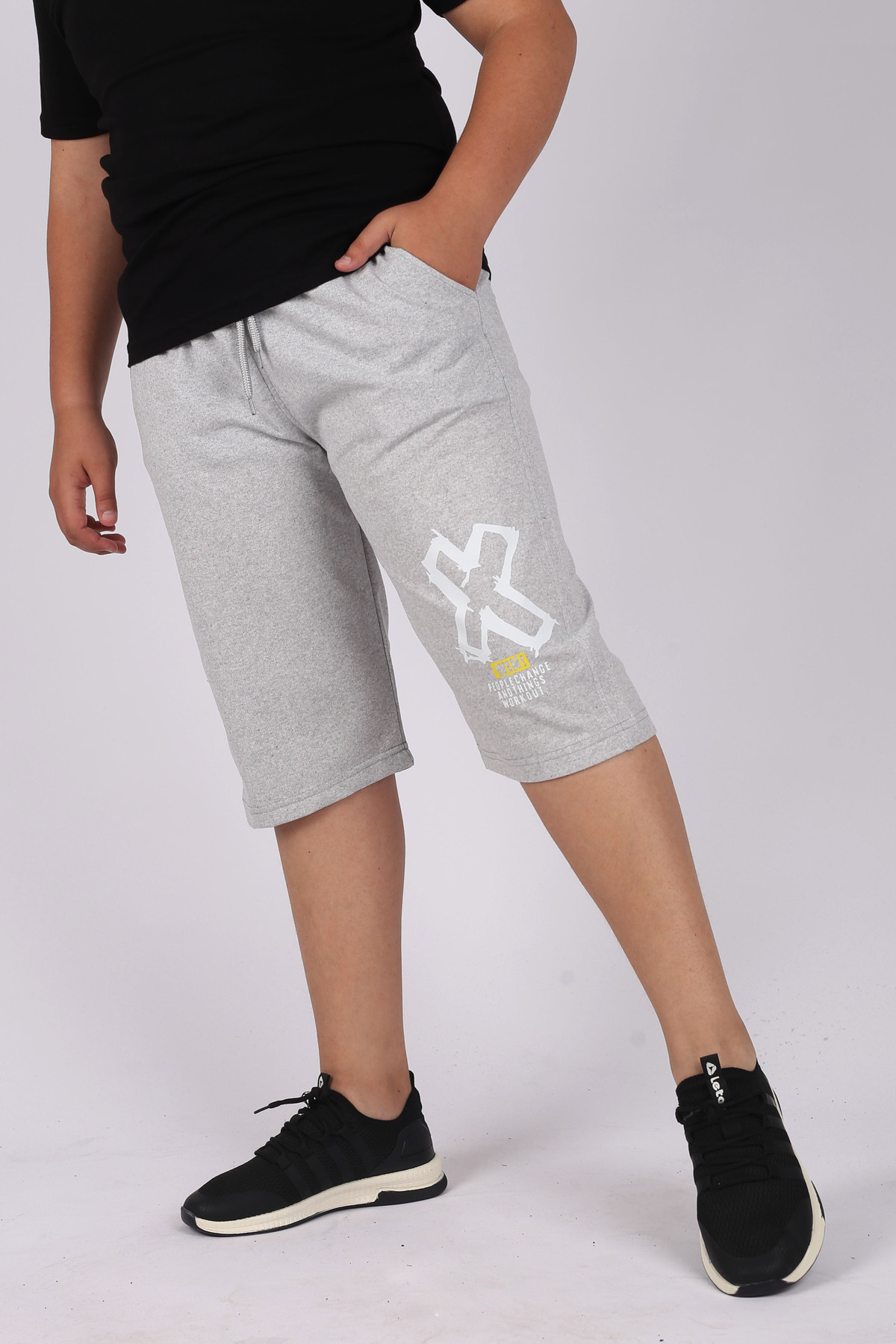 شلوارک بچگانه