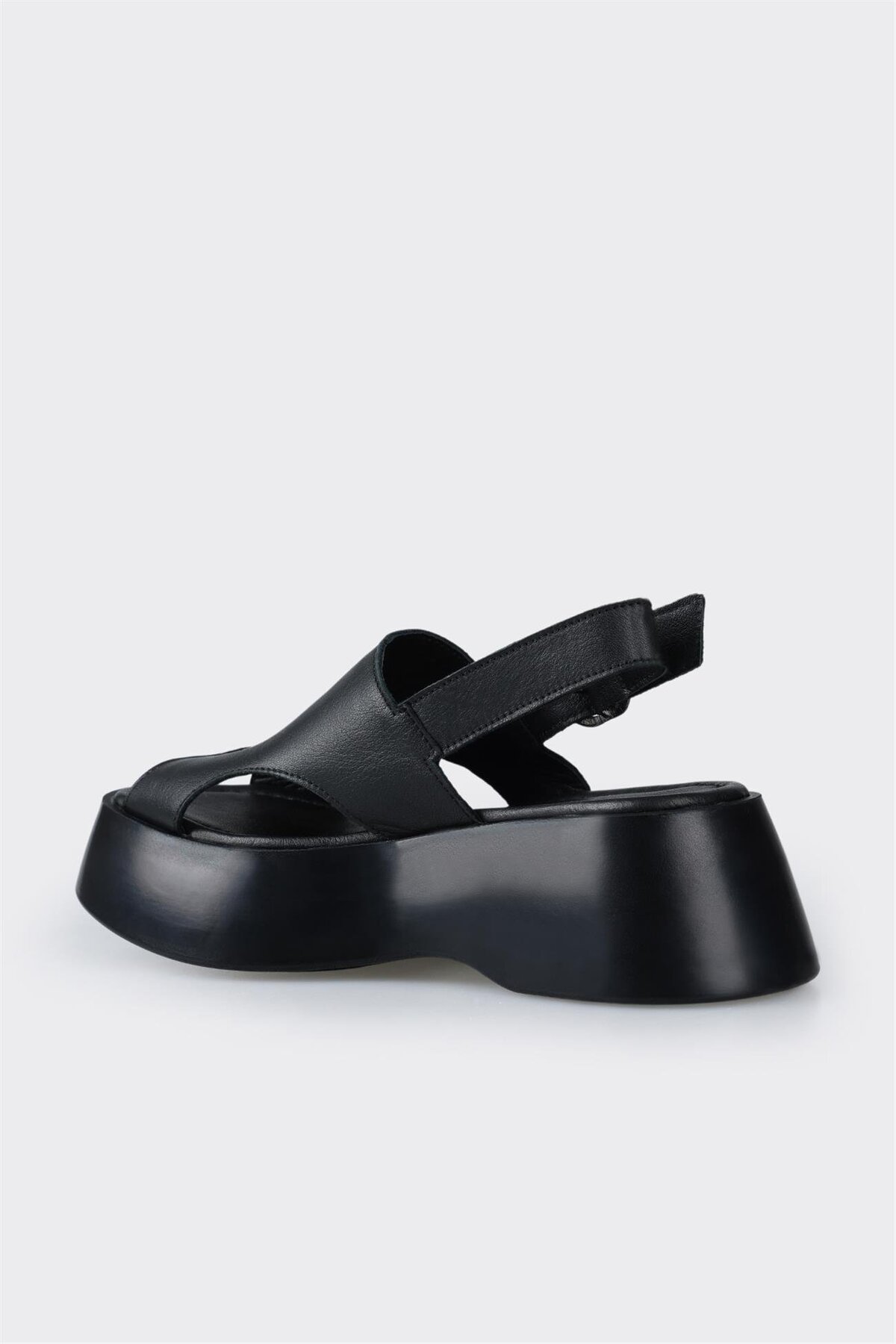 صندل زنانه اله elle