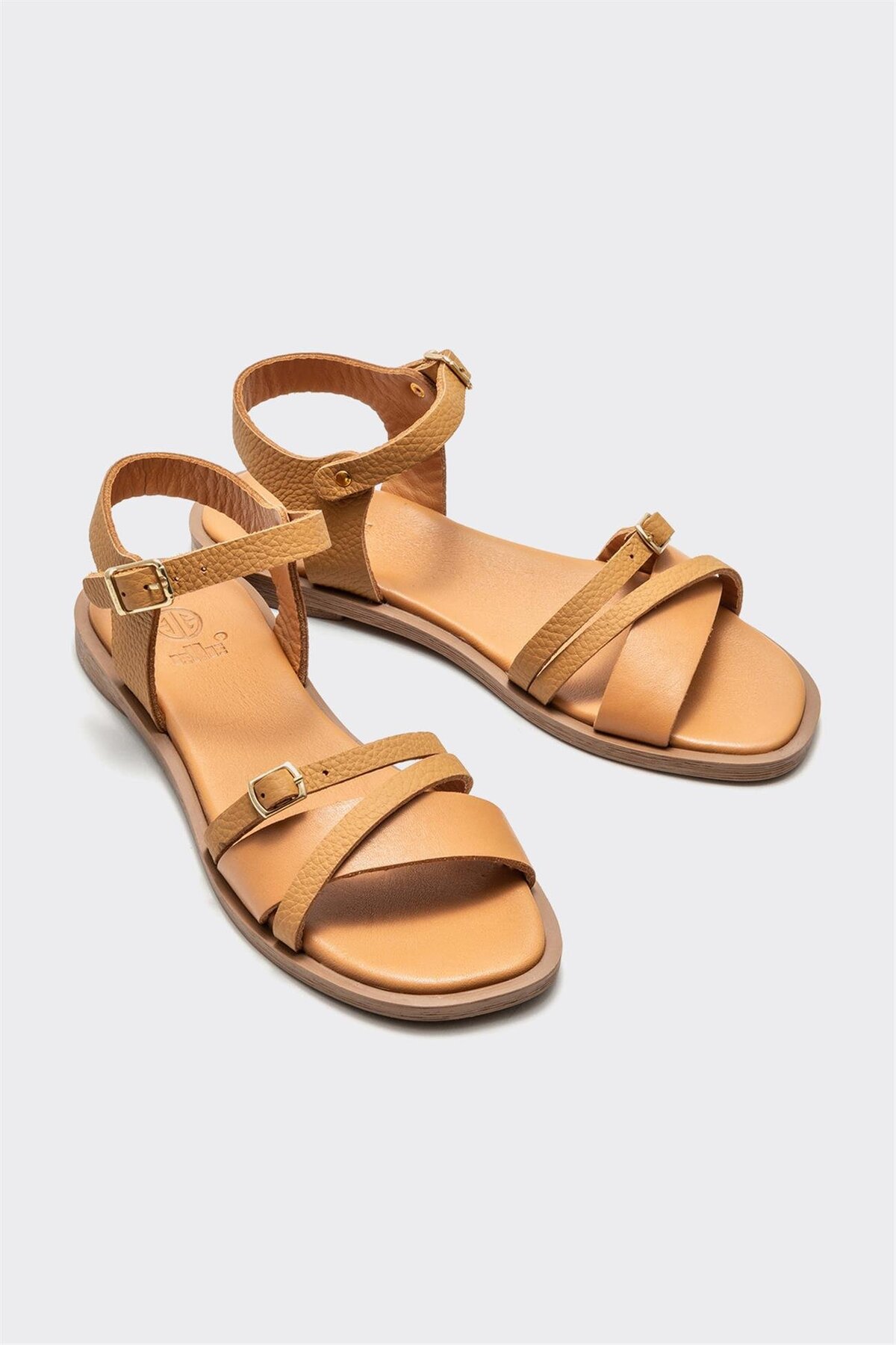 صندل زنانه اله elle