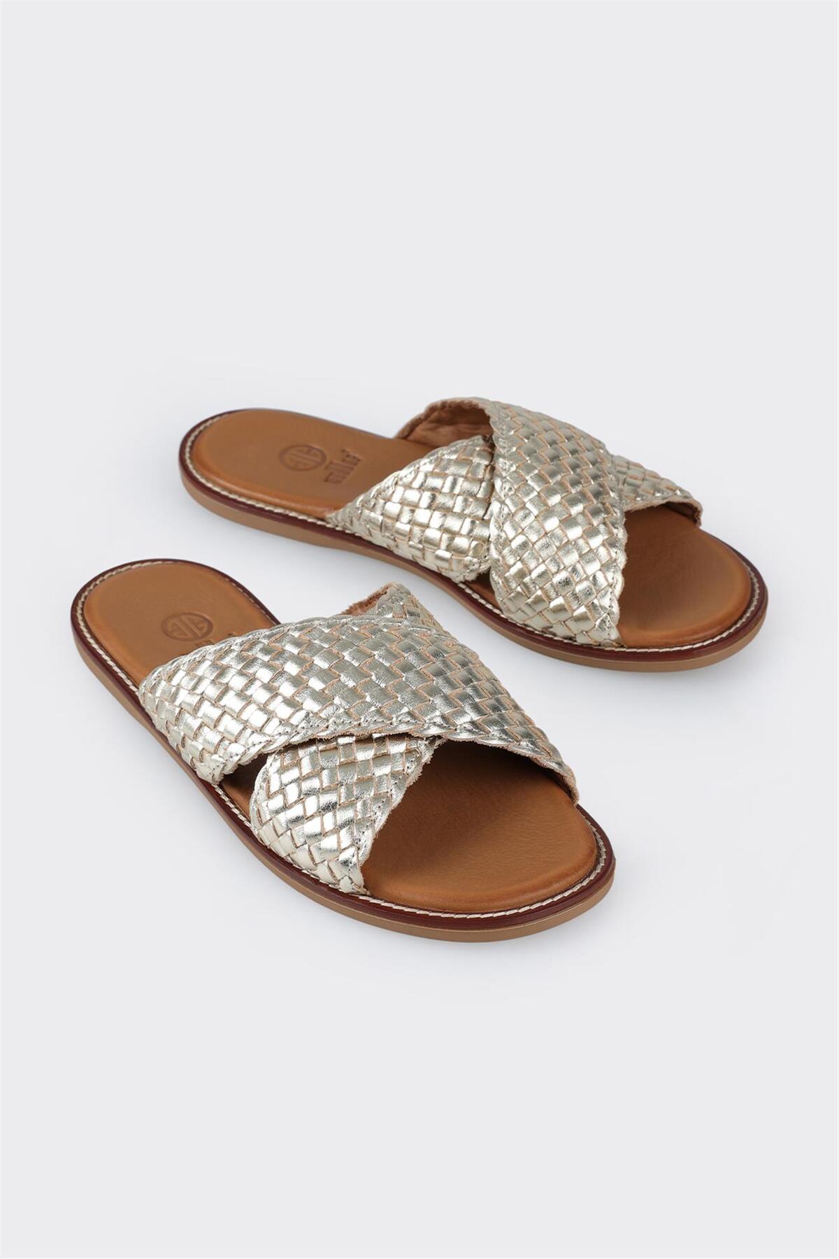 دمپایی زنانه اله elle