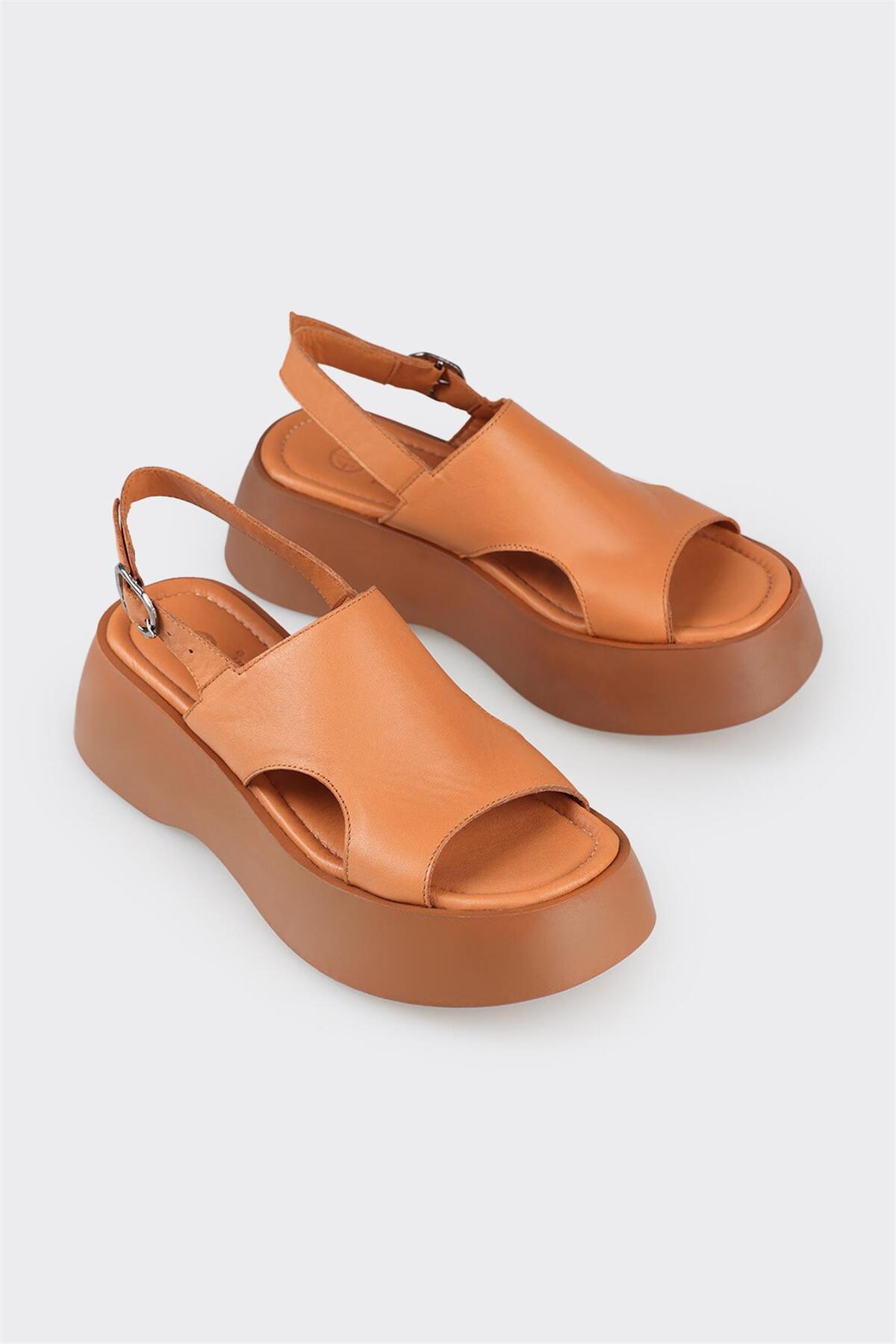 صندل زنانه اله elle