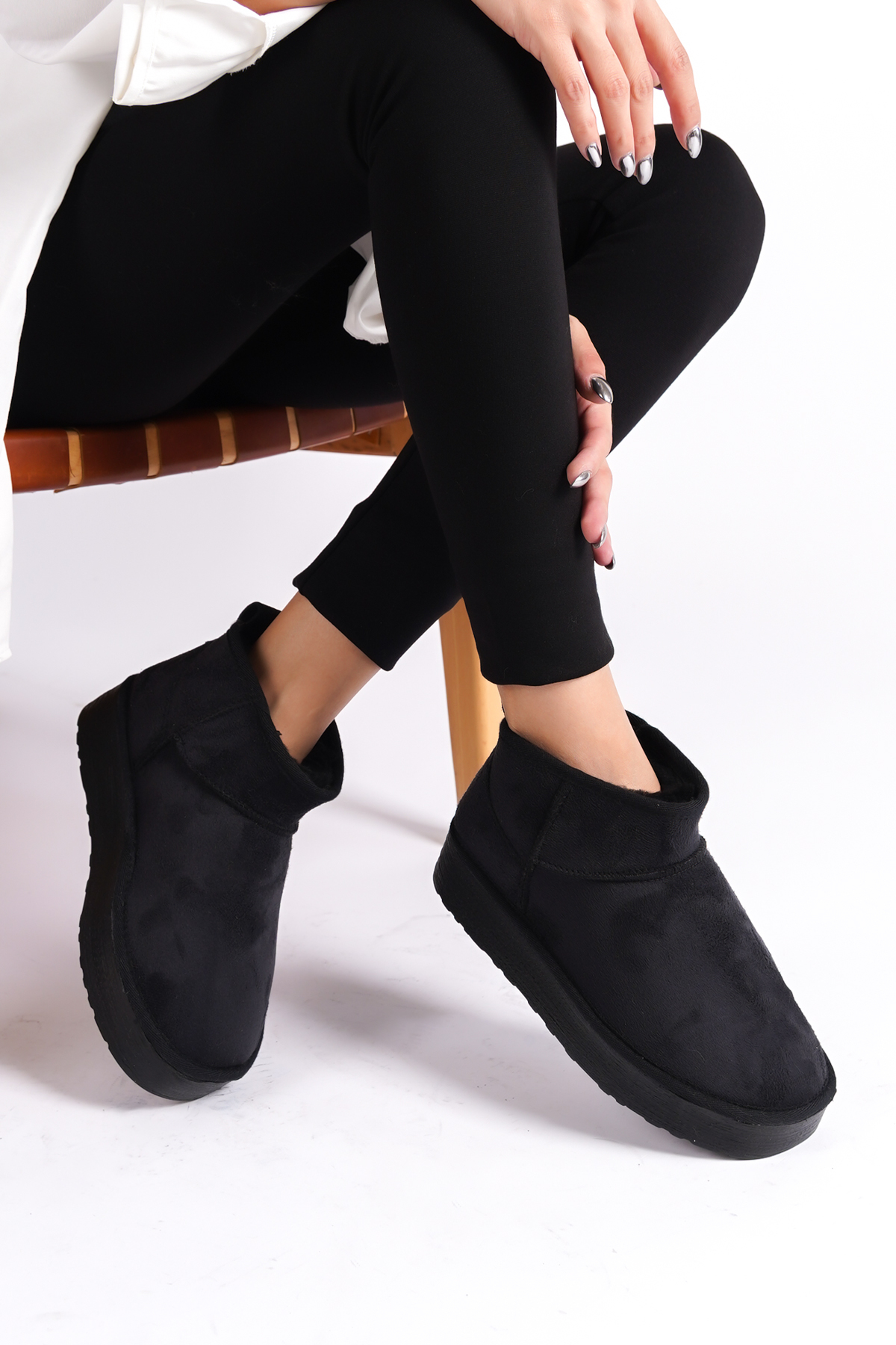 بوت و نیم بوت زنانه اورجینال کاپون اوتفیترز capone-outfitters