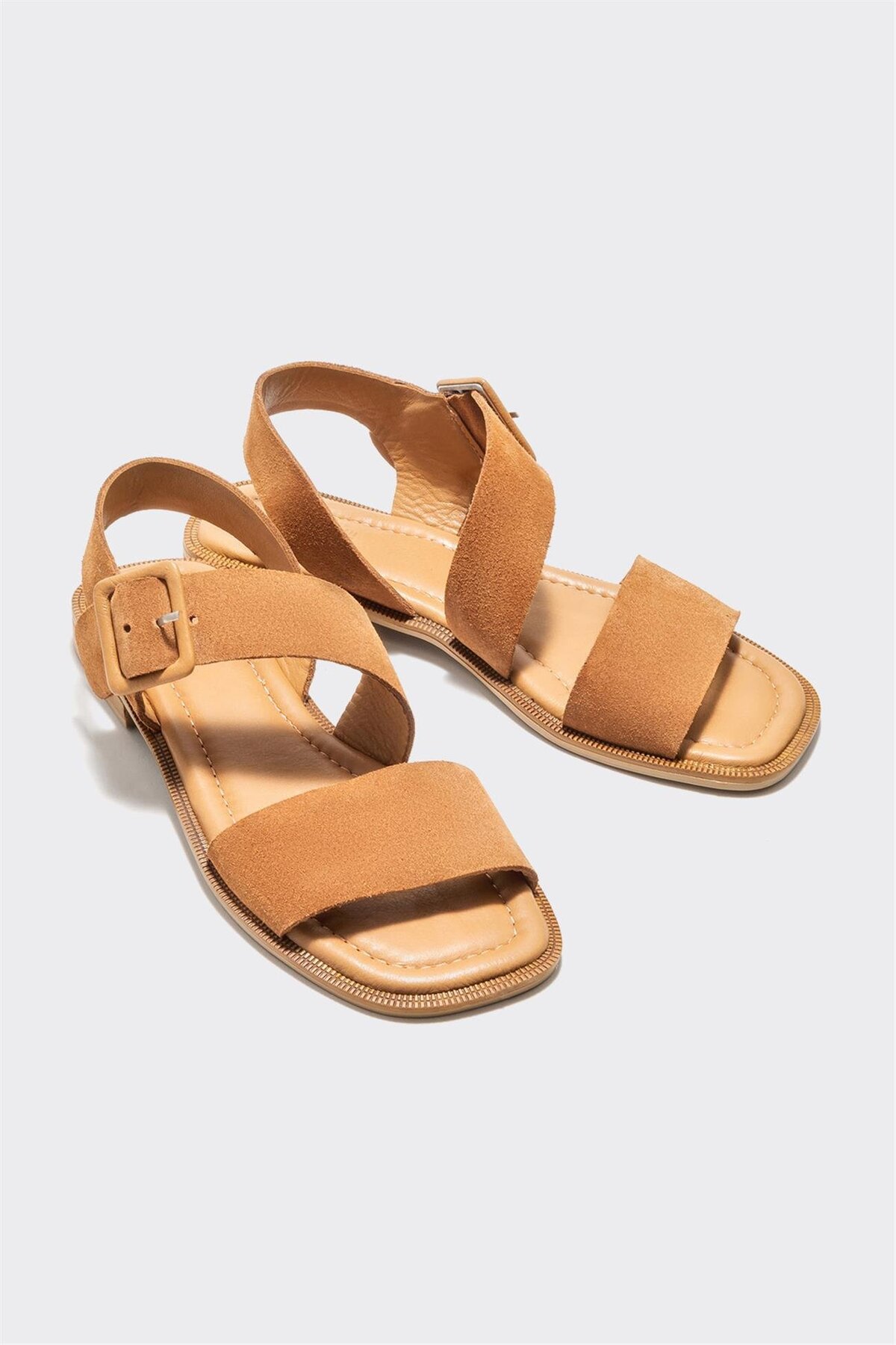 صندل زنانه اله elle