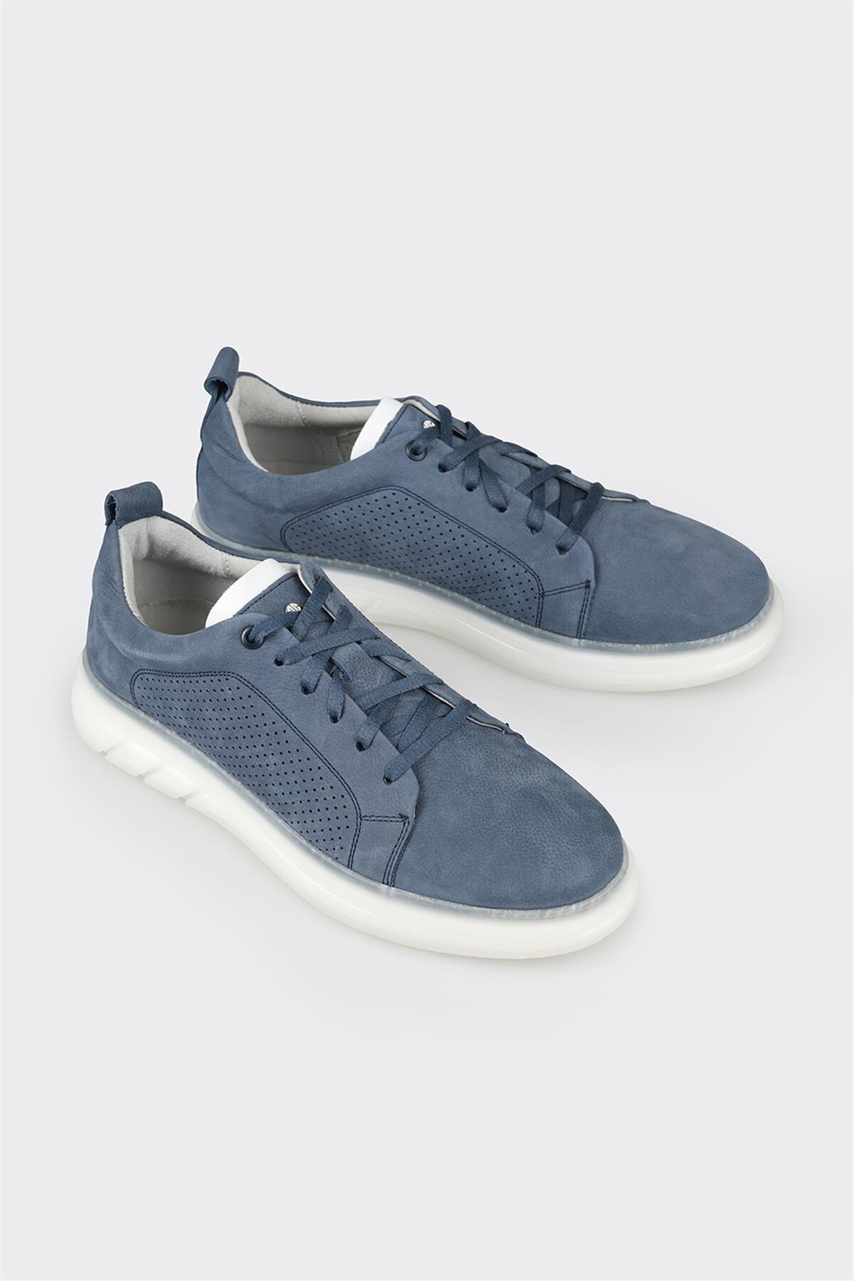 کتانی مردانه اله elle