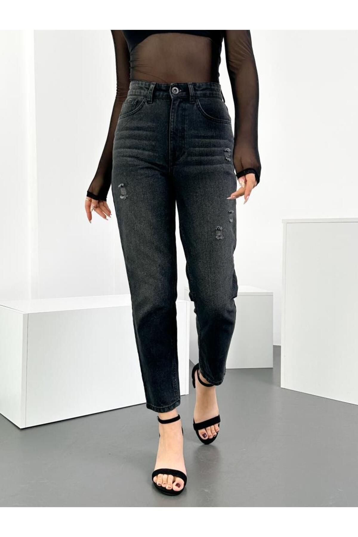 شلوار جین زنانه