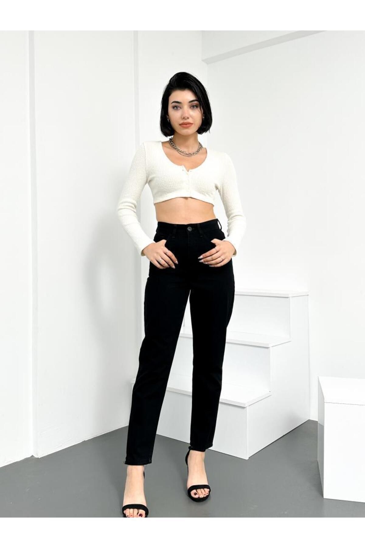 شلوار جین زنانه