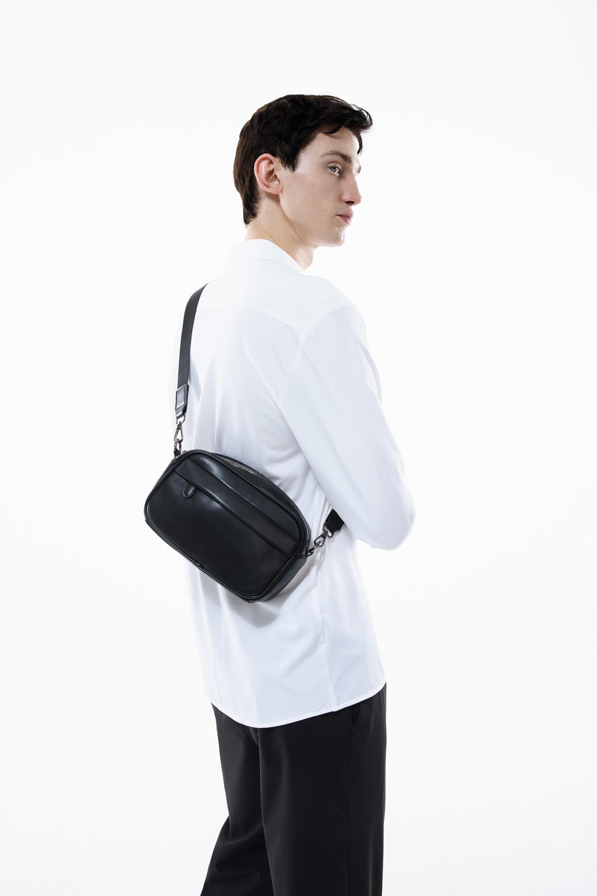 کیف دوشی مردانه defacto