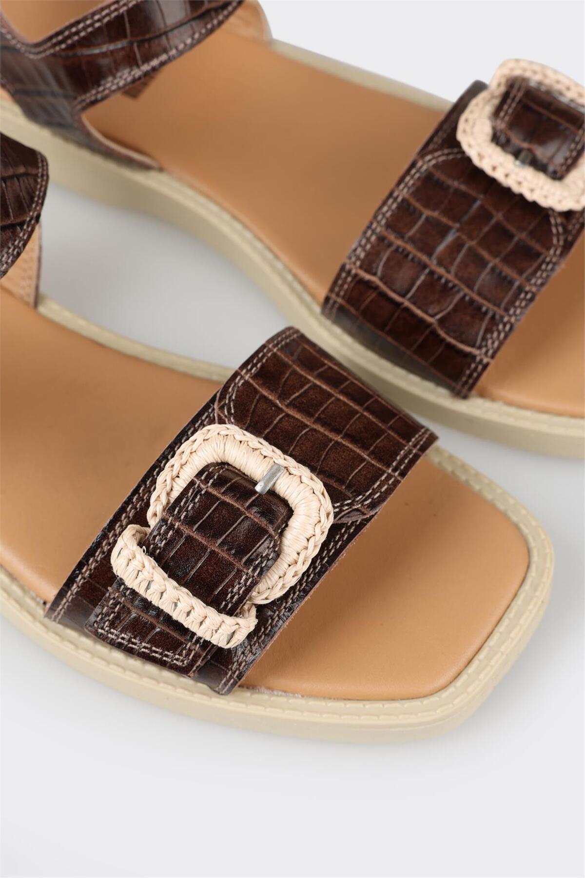 صندل زنانه اله elle