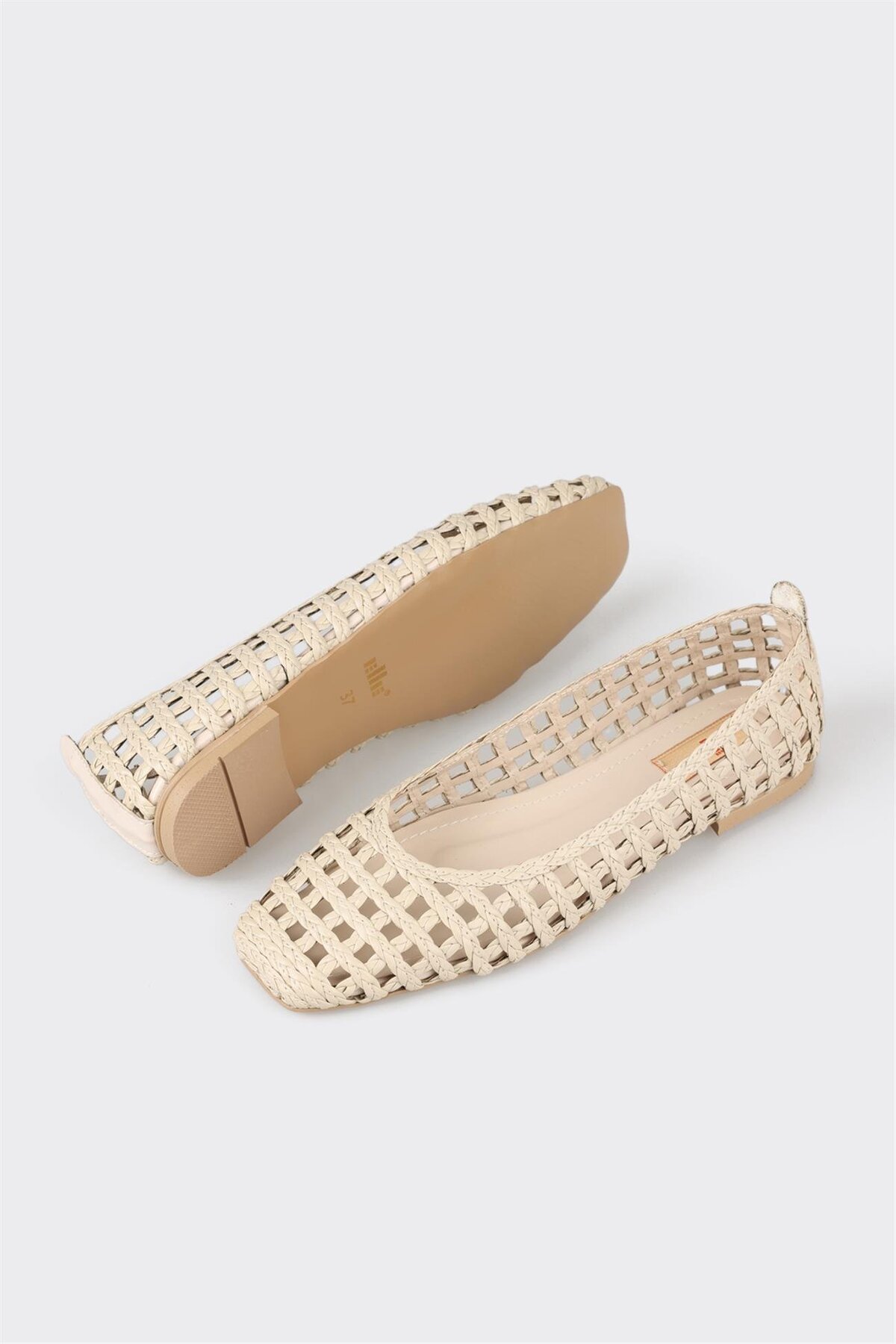 کالج زنانه اله elle