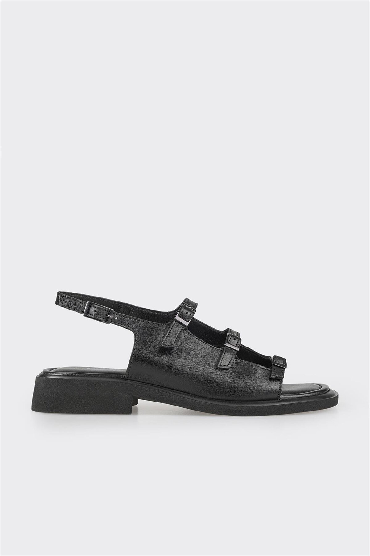 صندل زنانه اله elle