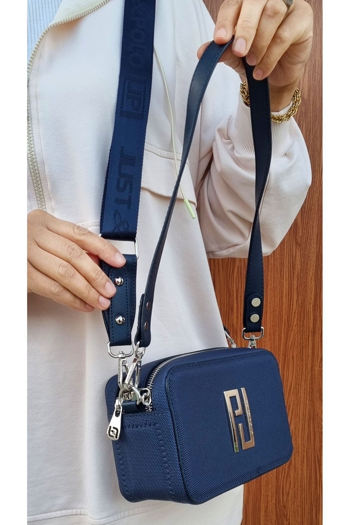 کیف زنانه دوشی