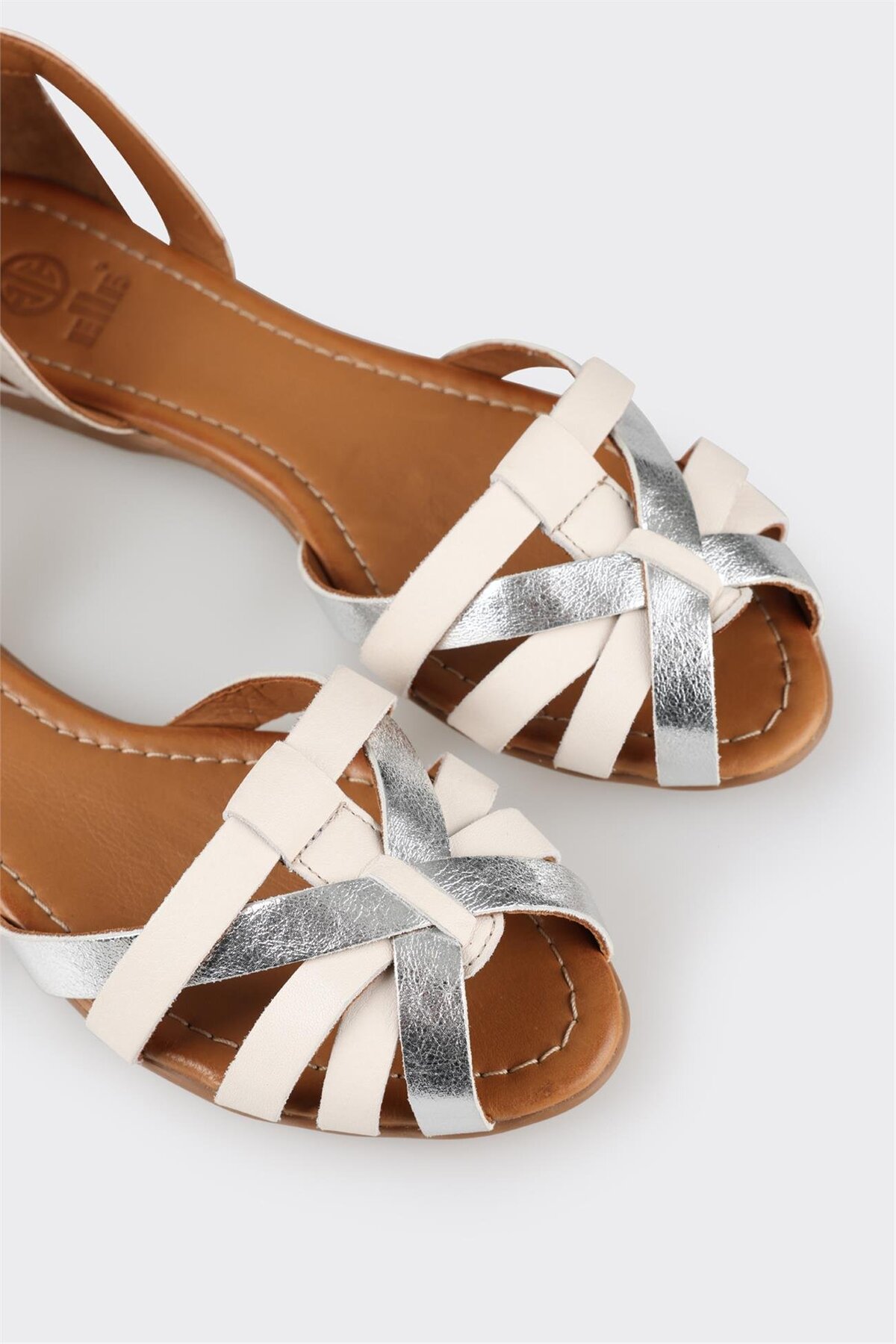 صندل زنانه اله elle