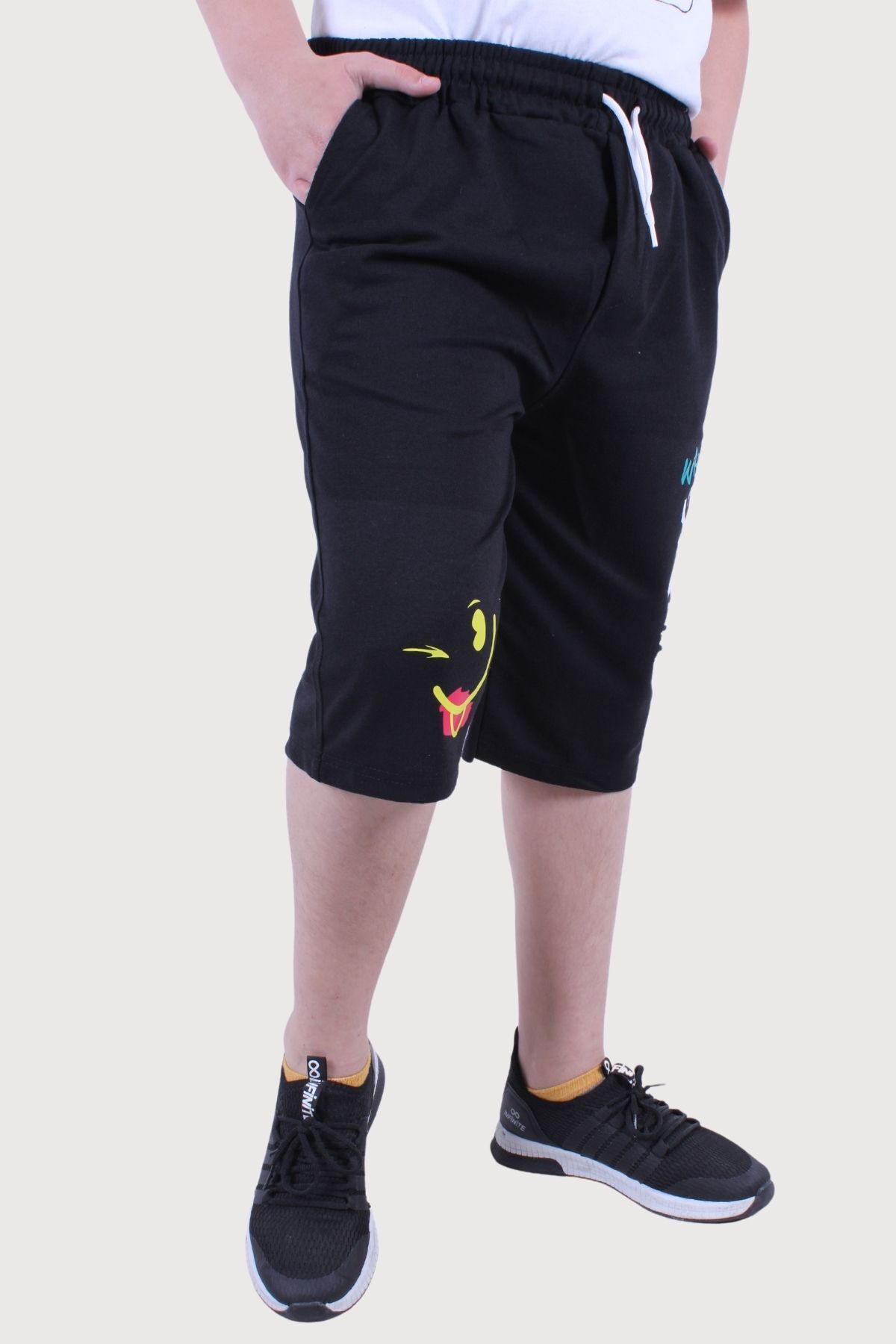 شلوارک بچگانه