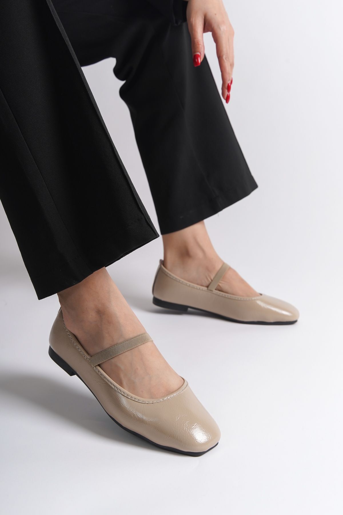 کالج زنانه اورجینال کاپون اوتفیترز capone-outfitters