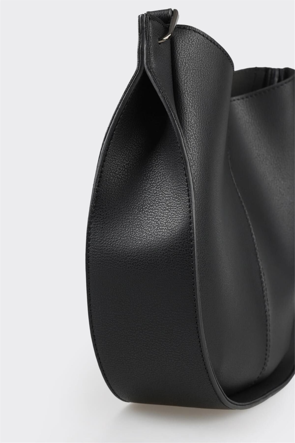 کیف دوشی زنانه اله elle