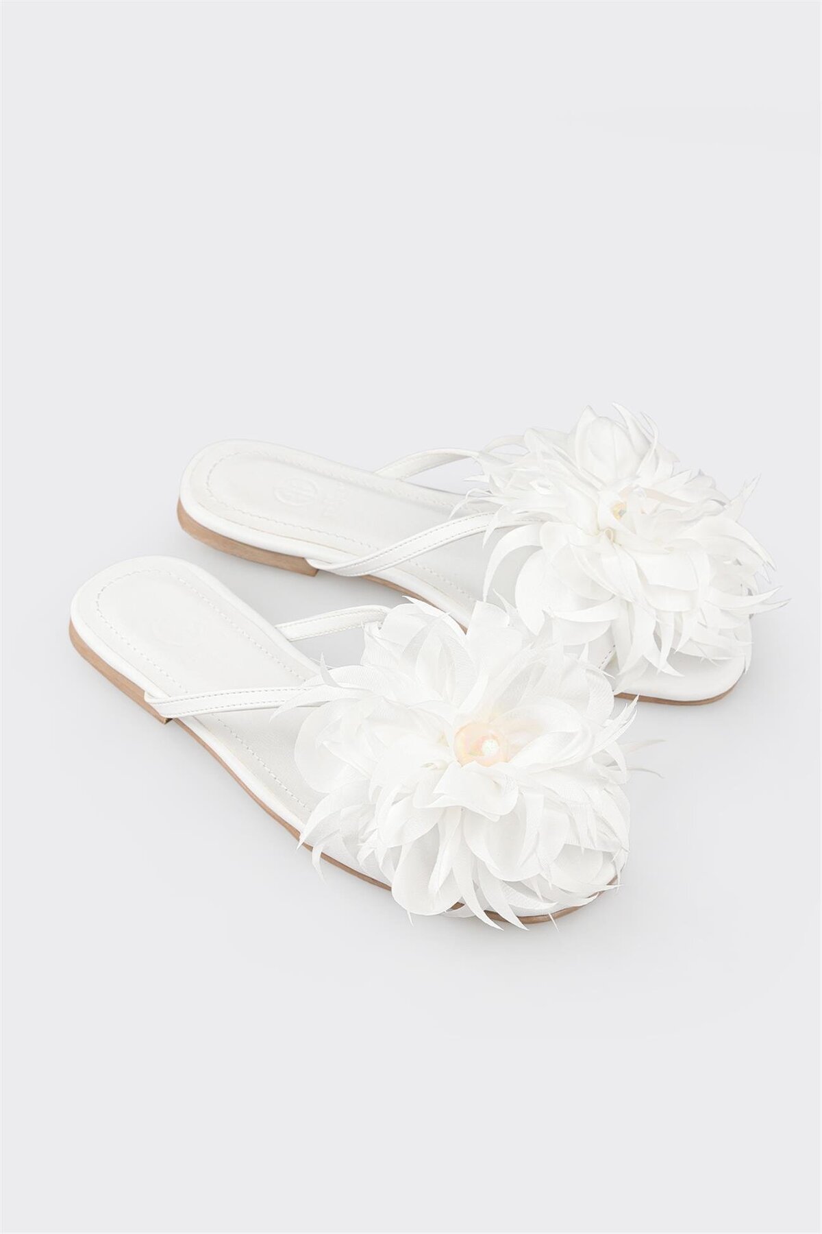 دمپایی زنانه اله elle