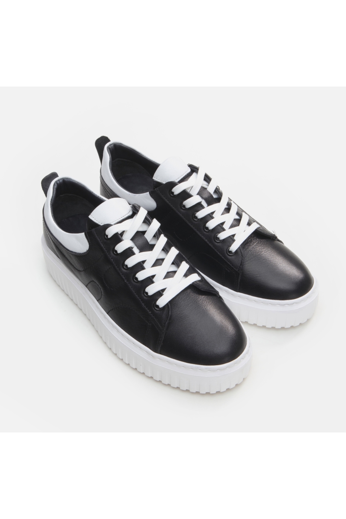 کفش روزمره مردانه اورجینال hotic hotic