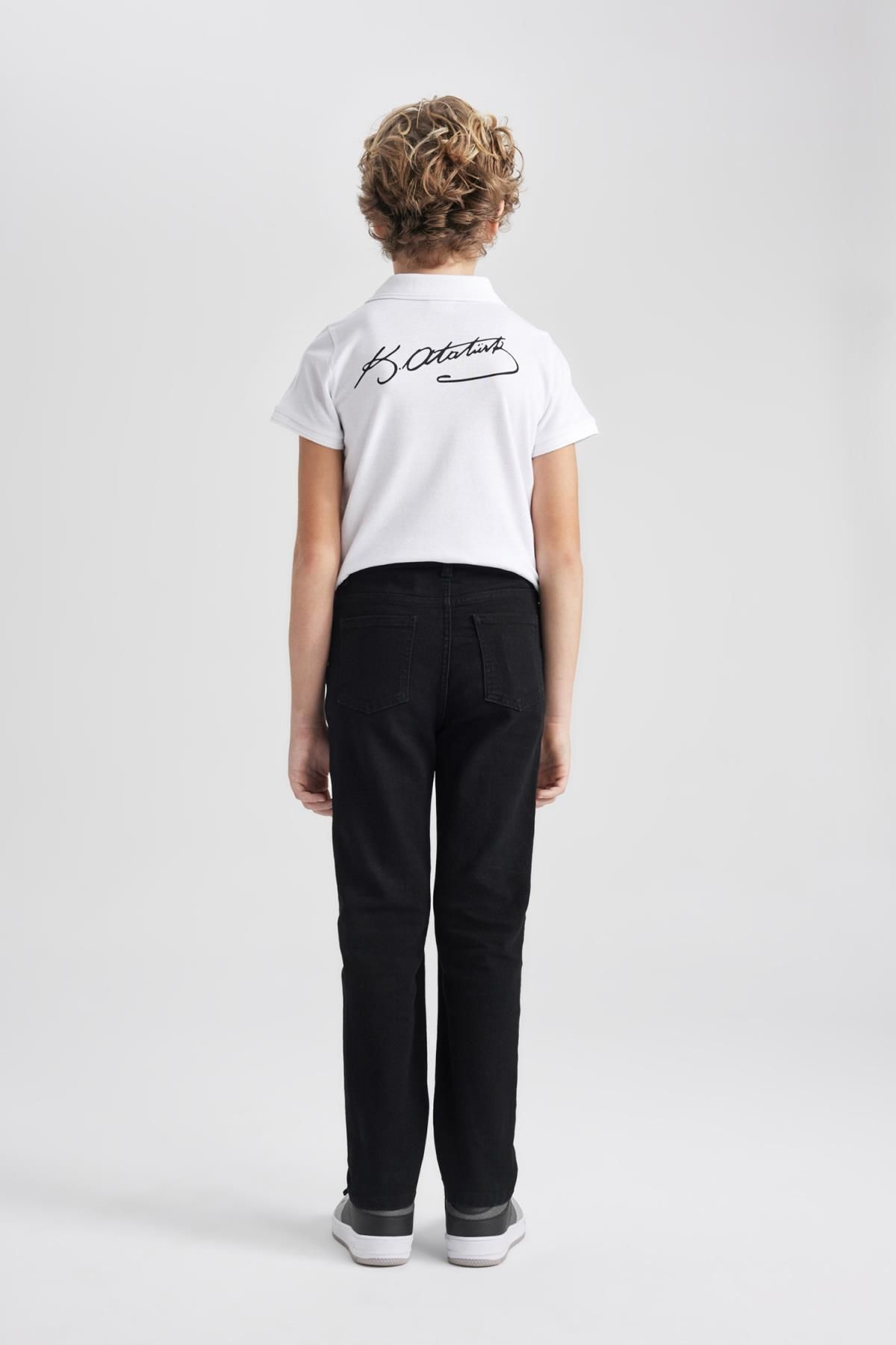 شلوار جین بچگانه اورجینال دیفکتو