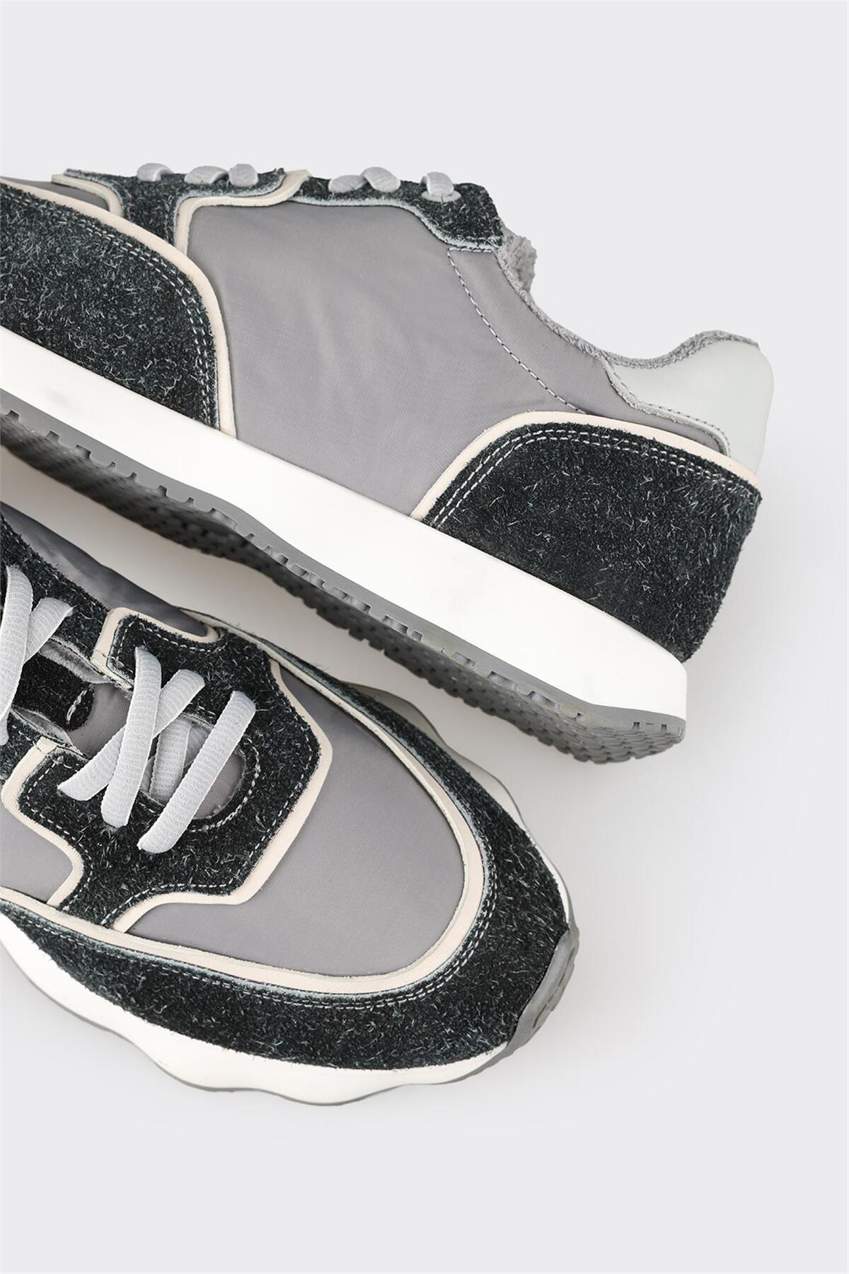 کتانی زنانه اله elle