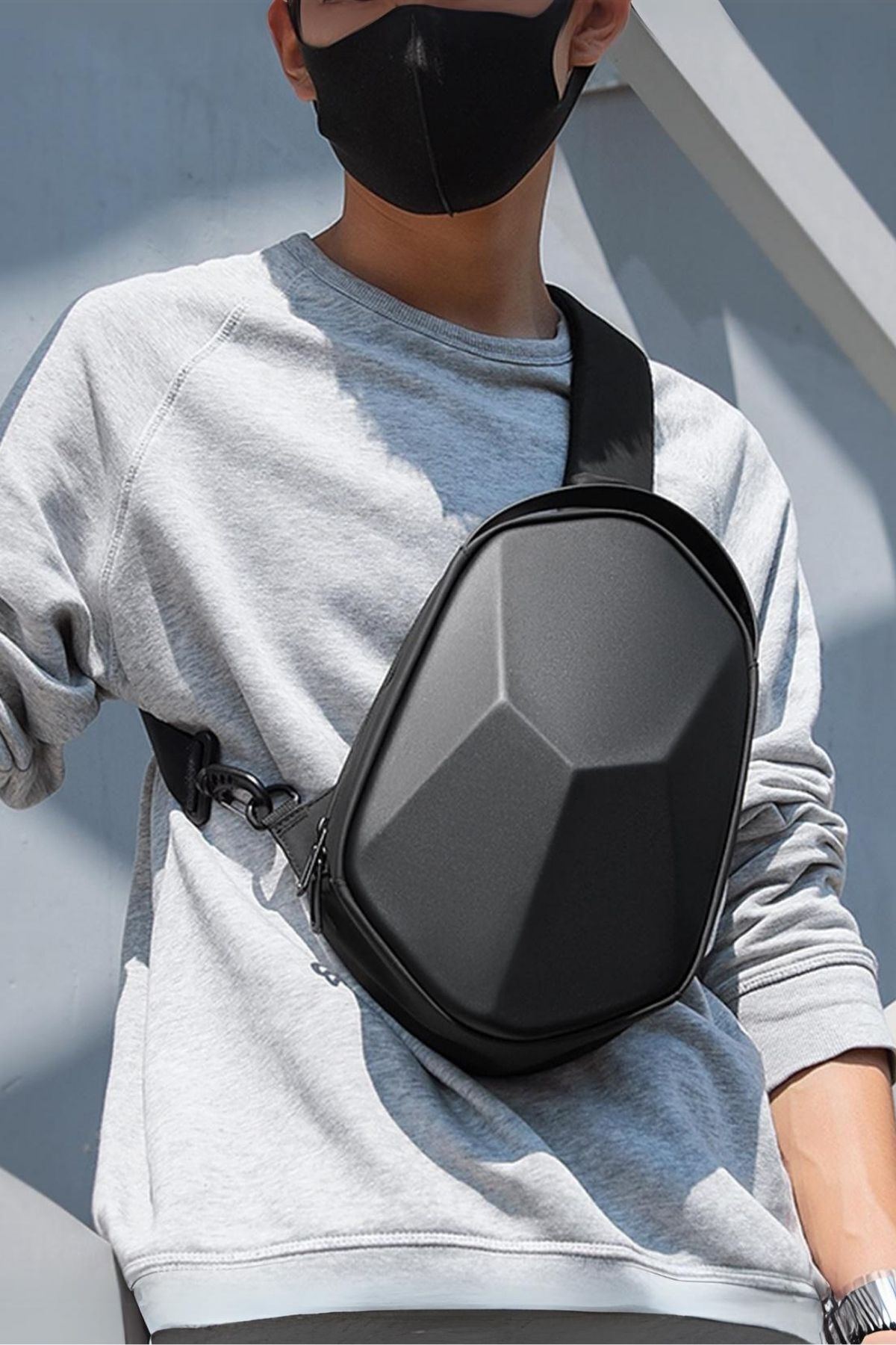 کیف دوشی مردانه آوچا