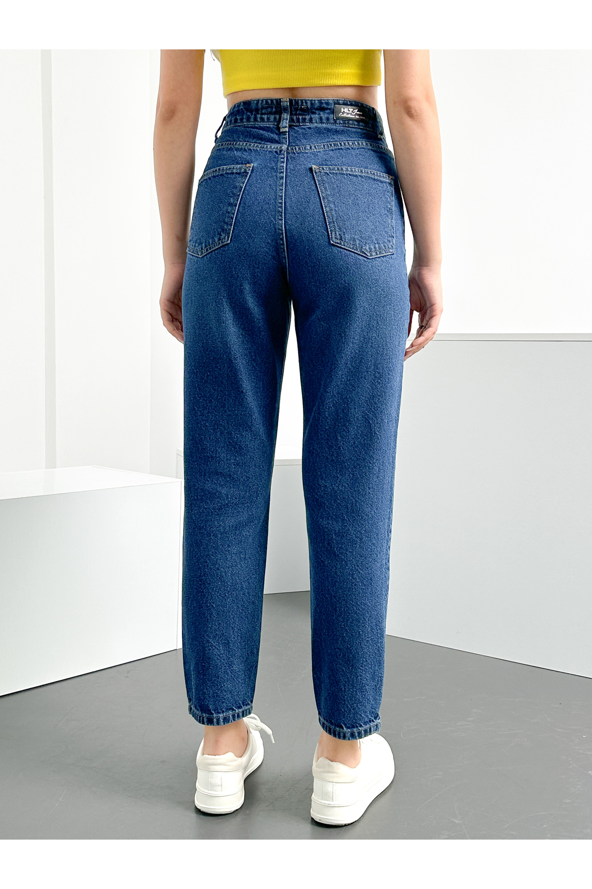 شلوار جین زنانه