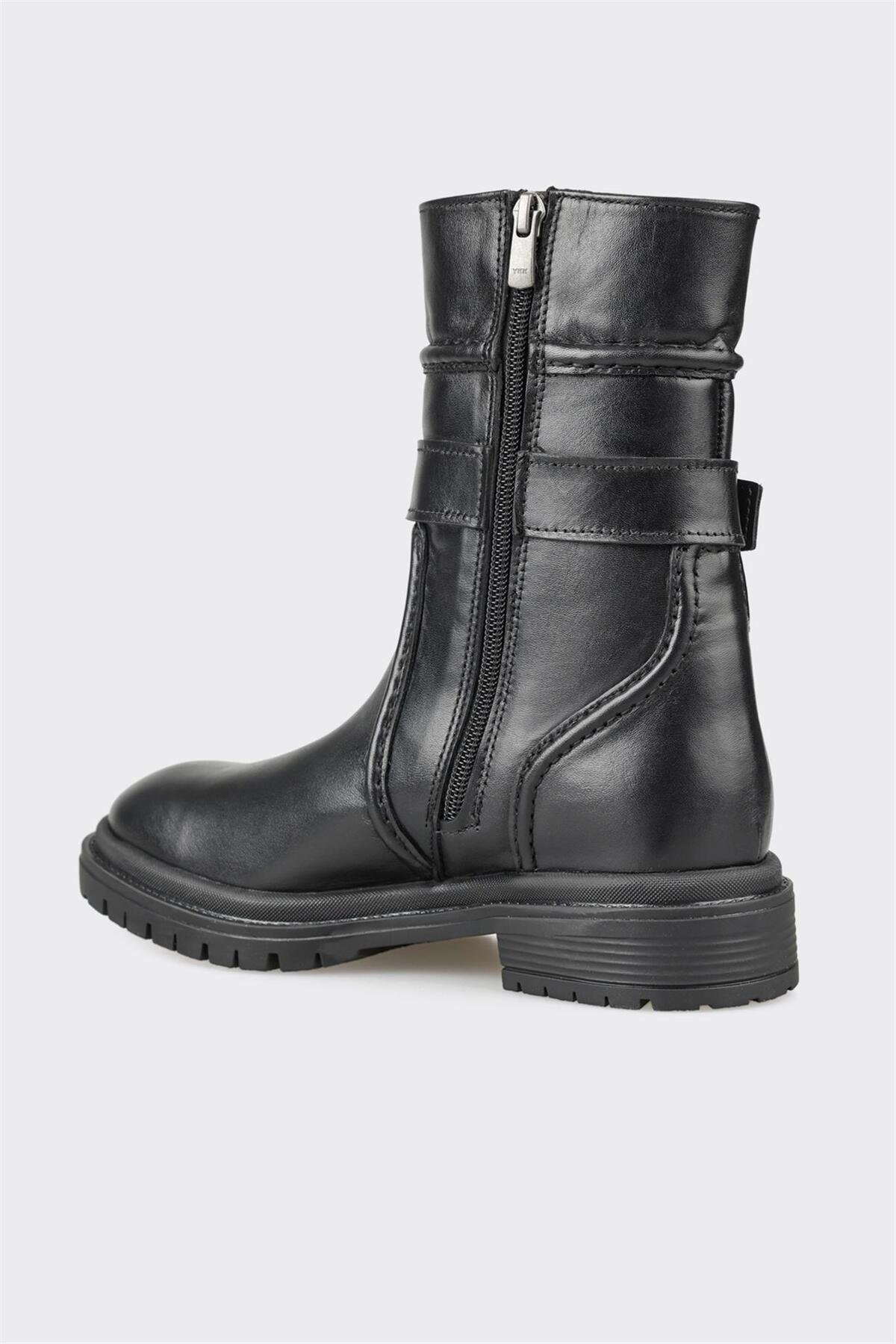 بوت و نیم بوت زنانه اله elle