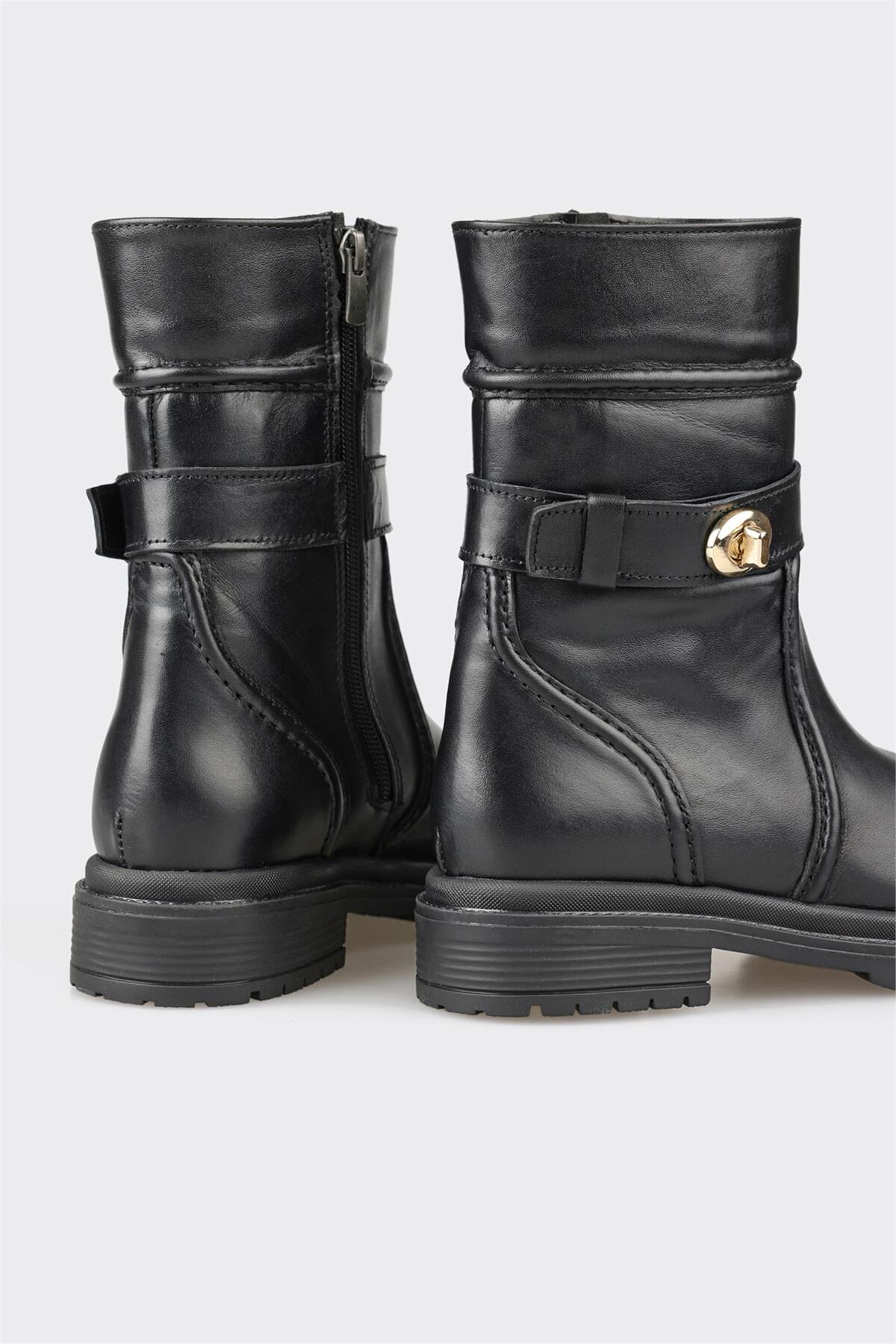 بوت و نیم بوت زنانه اله elle