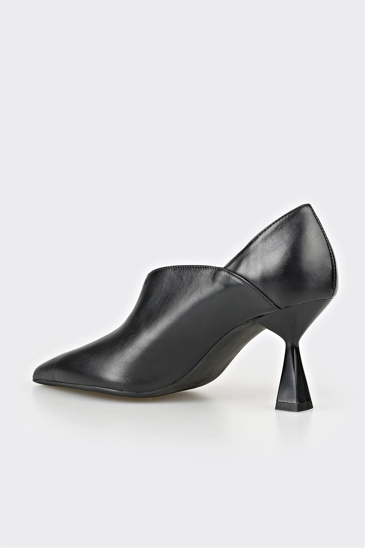 کفش پاشنه بلند کلاسیک زنانه اله elle