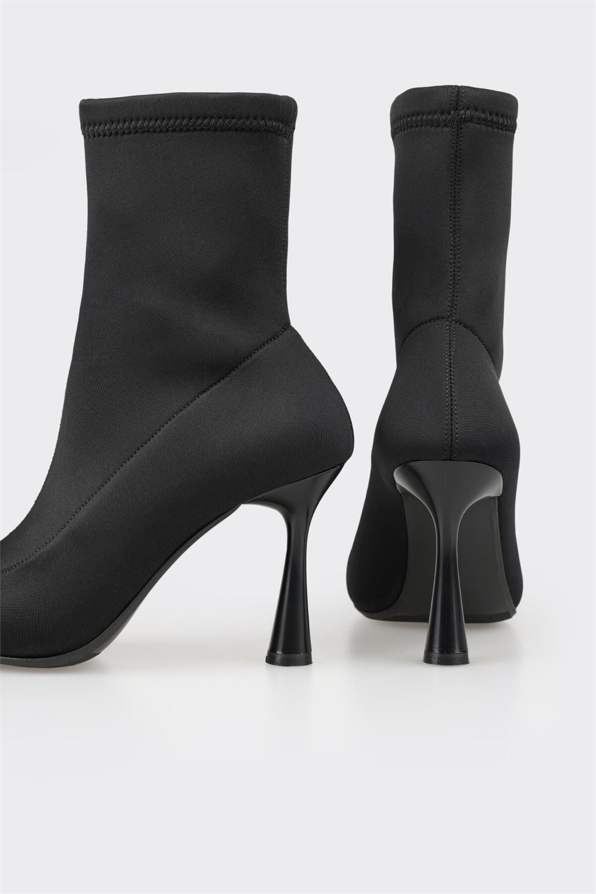 بوت و نیم بوت زنانه اله elle