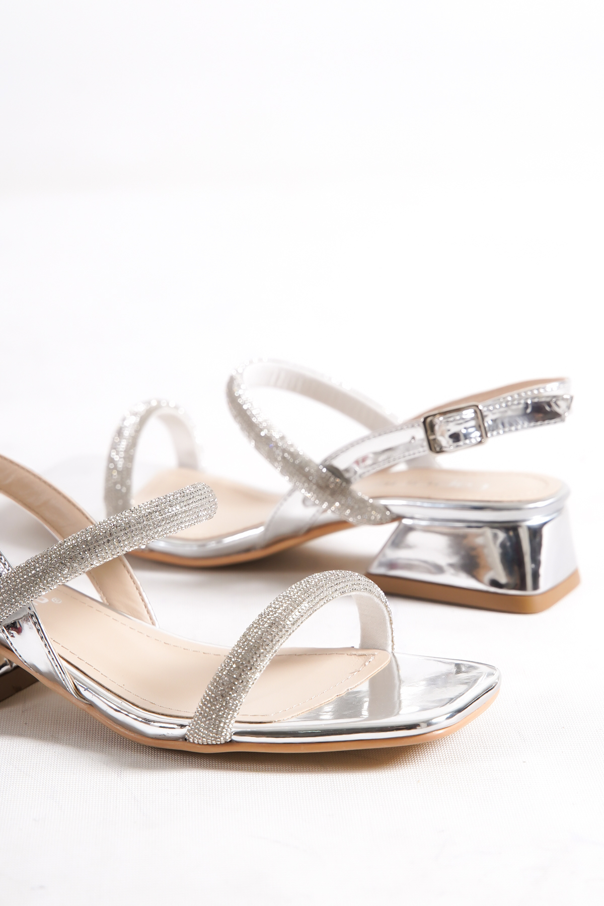 صندل زنانه اورجینال کاپون اوتفیترز capone-outfitters
