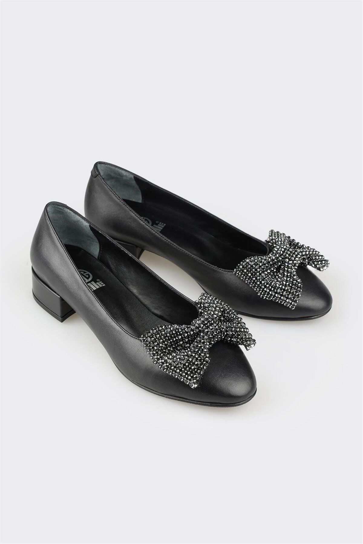 کفش پاشنه بلند کلاسیک زنانه اله elle