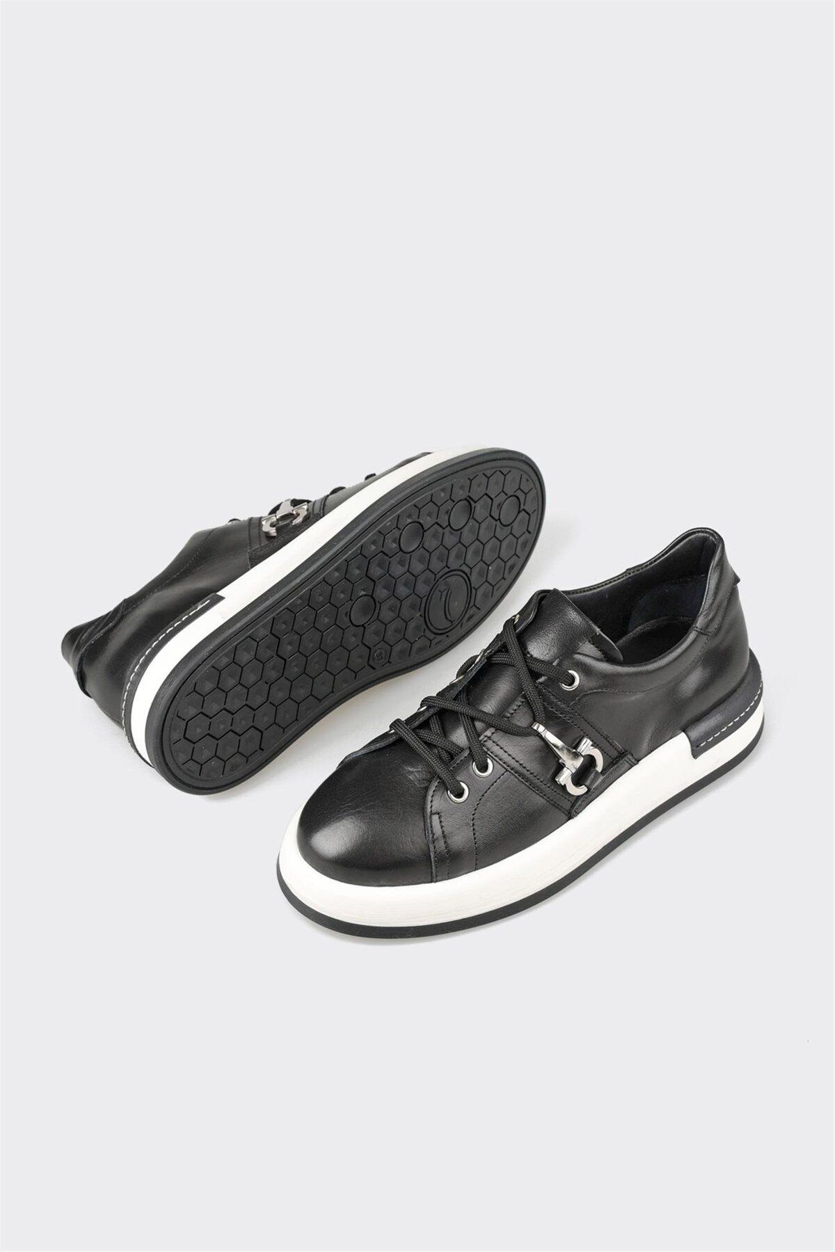 کتانی زنانه اله elle